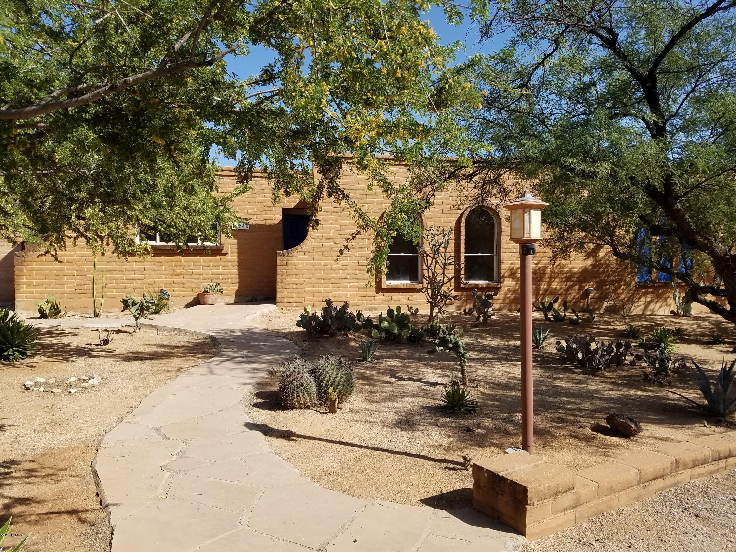 Beautifully maintained home on a 1.05 manicured acre with inground swimming pool and Ramada with misting system for relaxing in the cool shade. Newer KraftMaid kitchen wood cabinets with soft close drawers, water heater, upgraded flooring,New Zodiac pool cleaner. Large walk in pantry with room for chest freezer or upright refrigerator. Solid Alder wood doors, upgraded windows, upgraded guest bath. Horses allowed with room to roam inside the wrought iron fencing and tree shaded property to include tack shed, and chicken coop.
Assessor shows 1806 sq ft.... With wall mount AC/ heat strip in bonus room,   an additional 342.30 sq ft is shown included in the  2148 sq ft for main house.