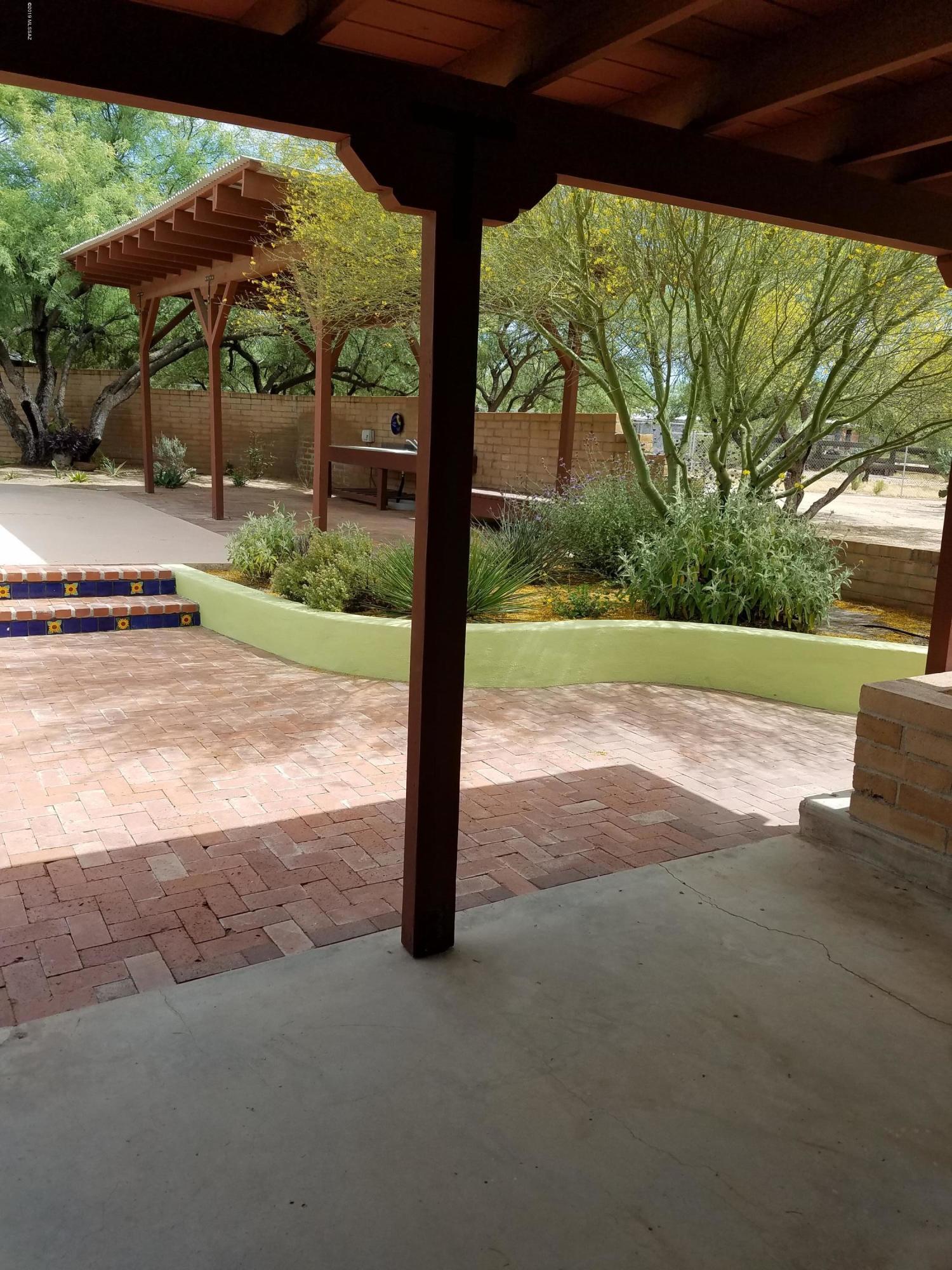 Bel Air Ranch Est - Residential
