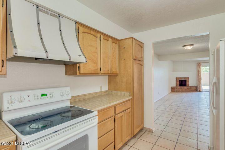 McCormick Place Twnhms Blk I (1-86) - Residential Lease