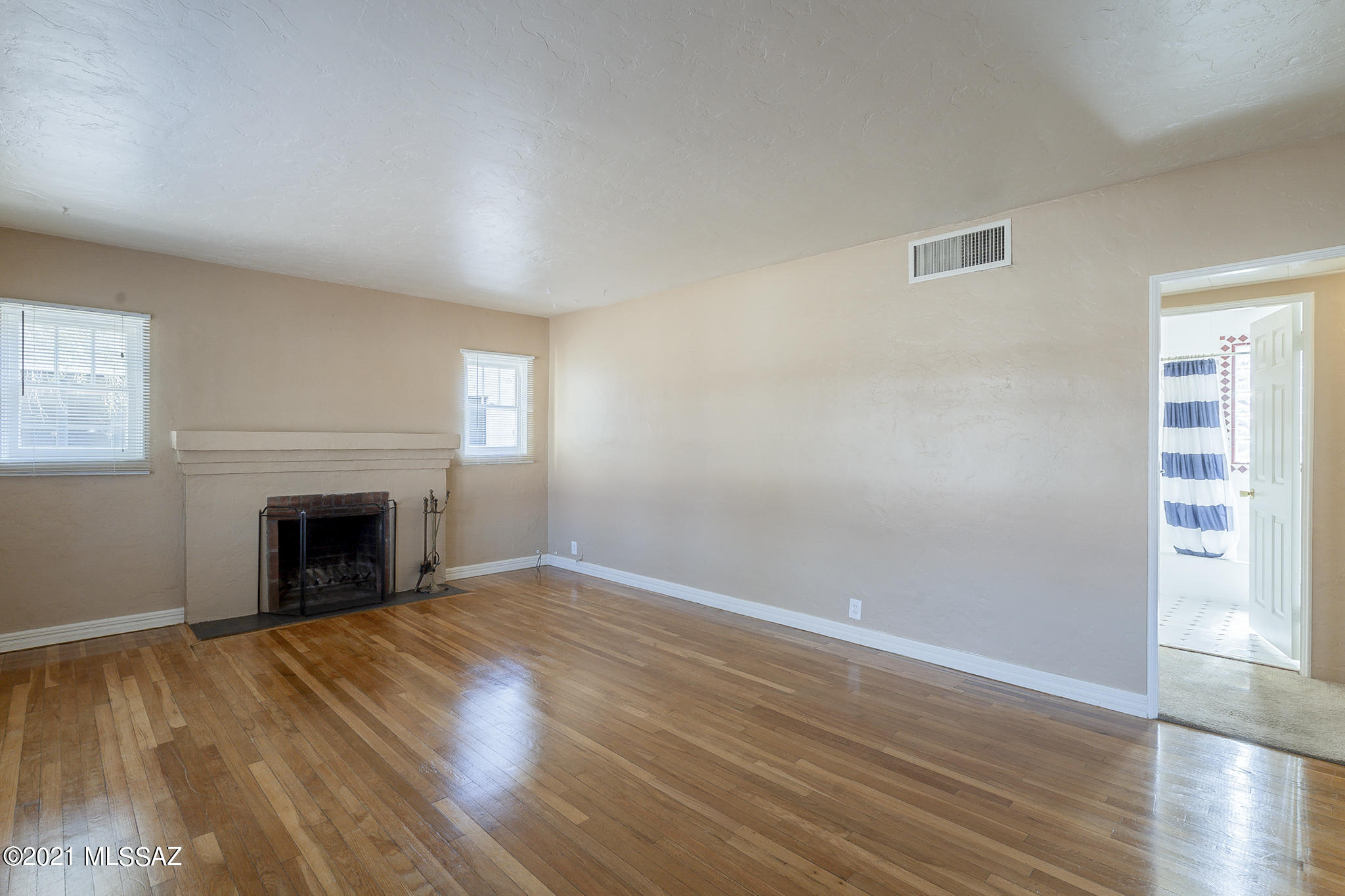 Olsens Addition - Residential Lease