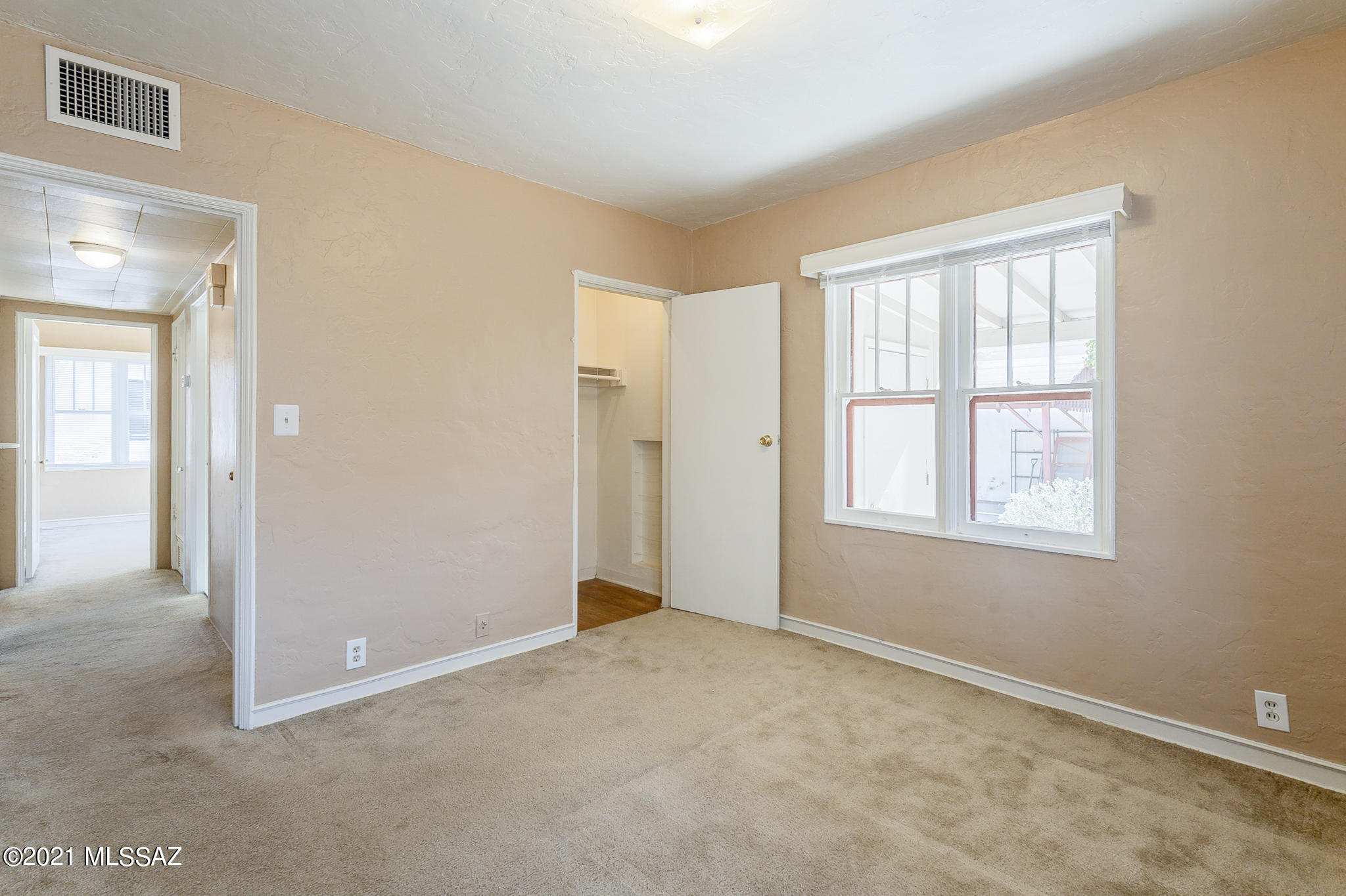 Olsens Addition - Residential Lease