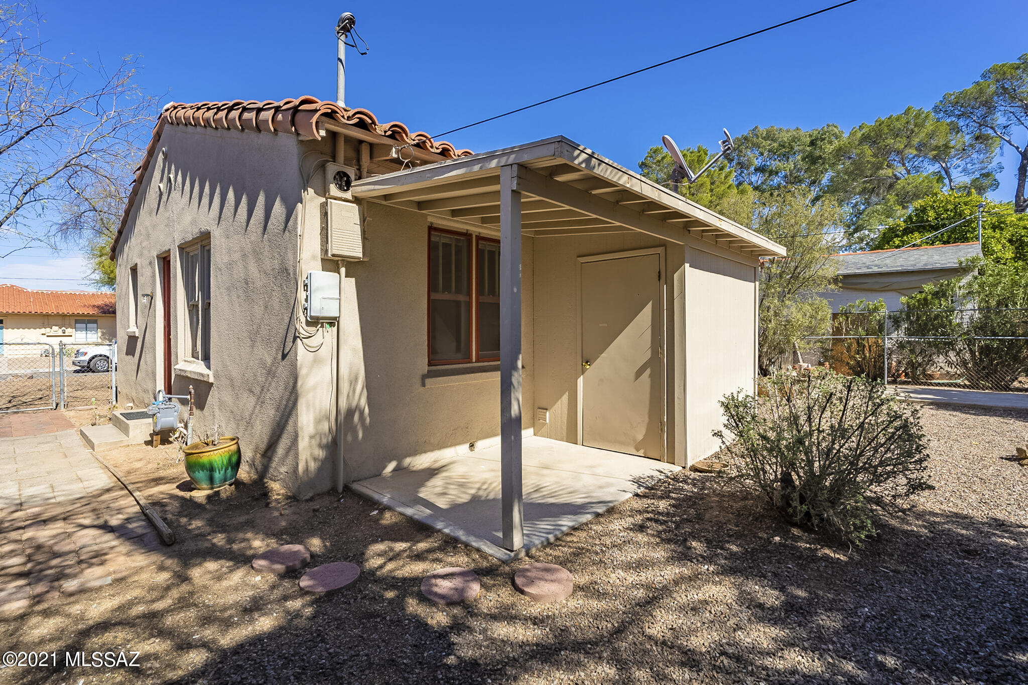 Olsens Addition - Residential Lease