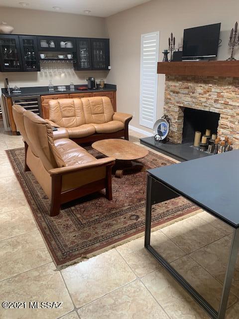 Colonia Verde (13-17) - Residential