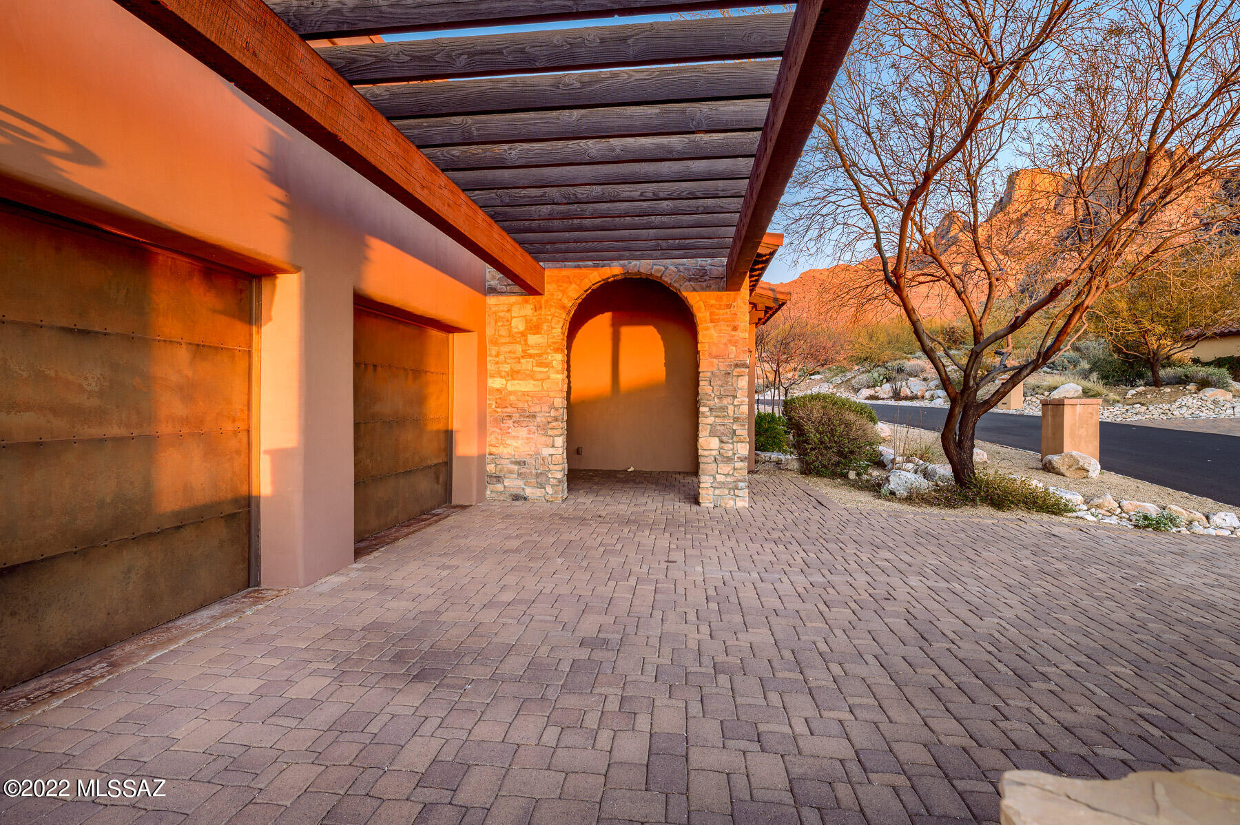 Pusch Ridge (13-32) - Residential