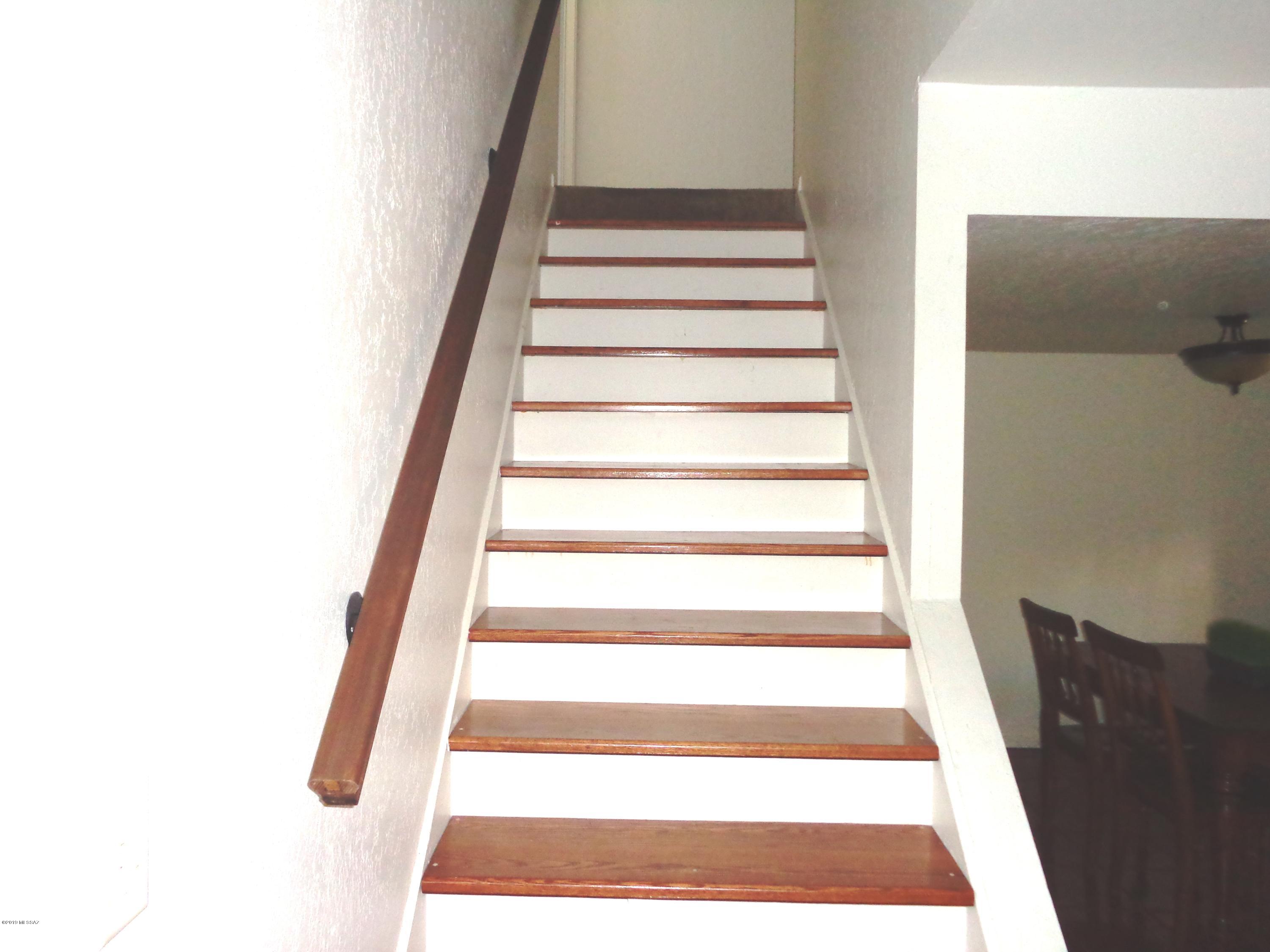 Valle Cereza (1-59) - Residential