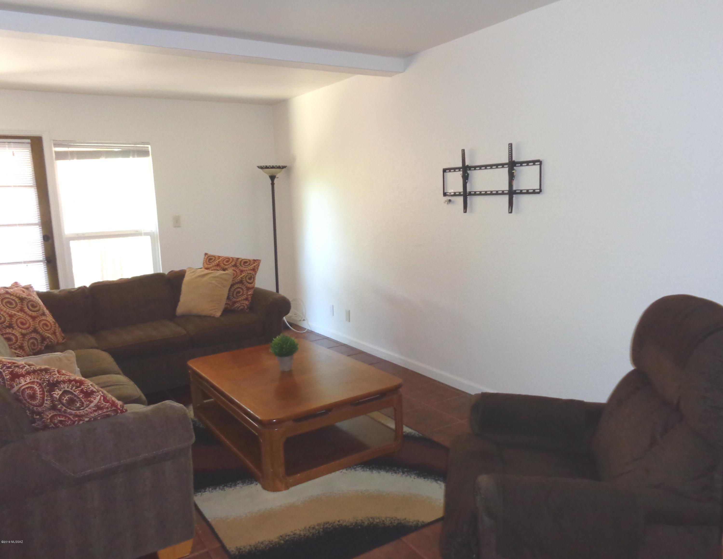Valle Cereza (1-59) - Residential