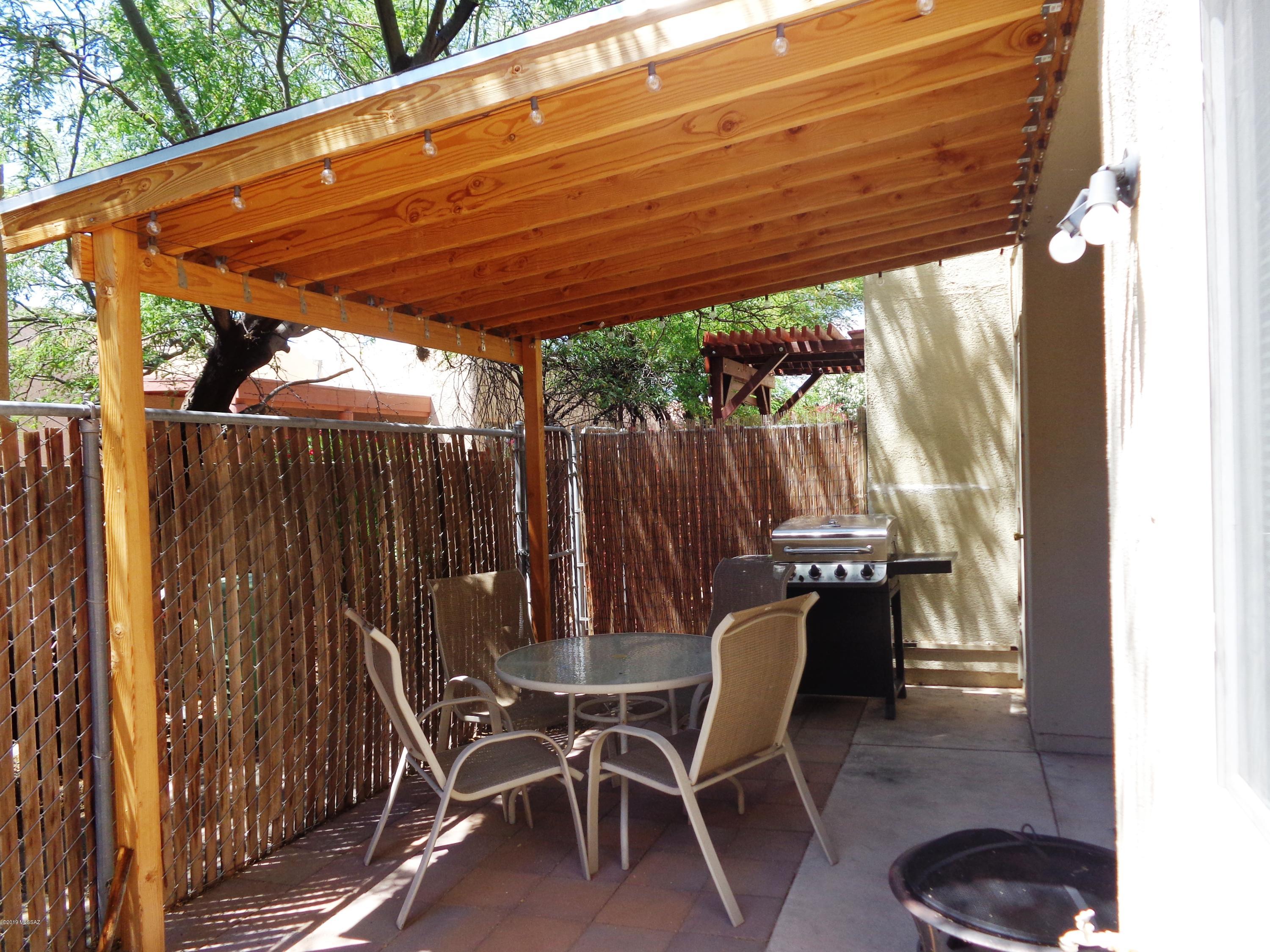 Valle Cereza (1-59) - Residential