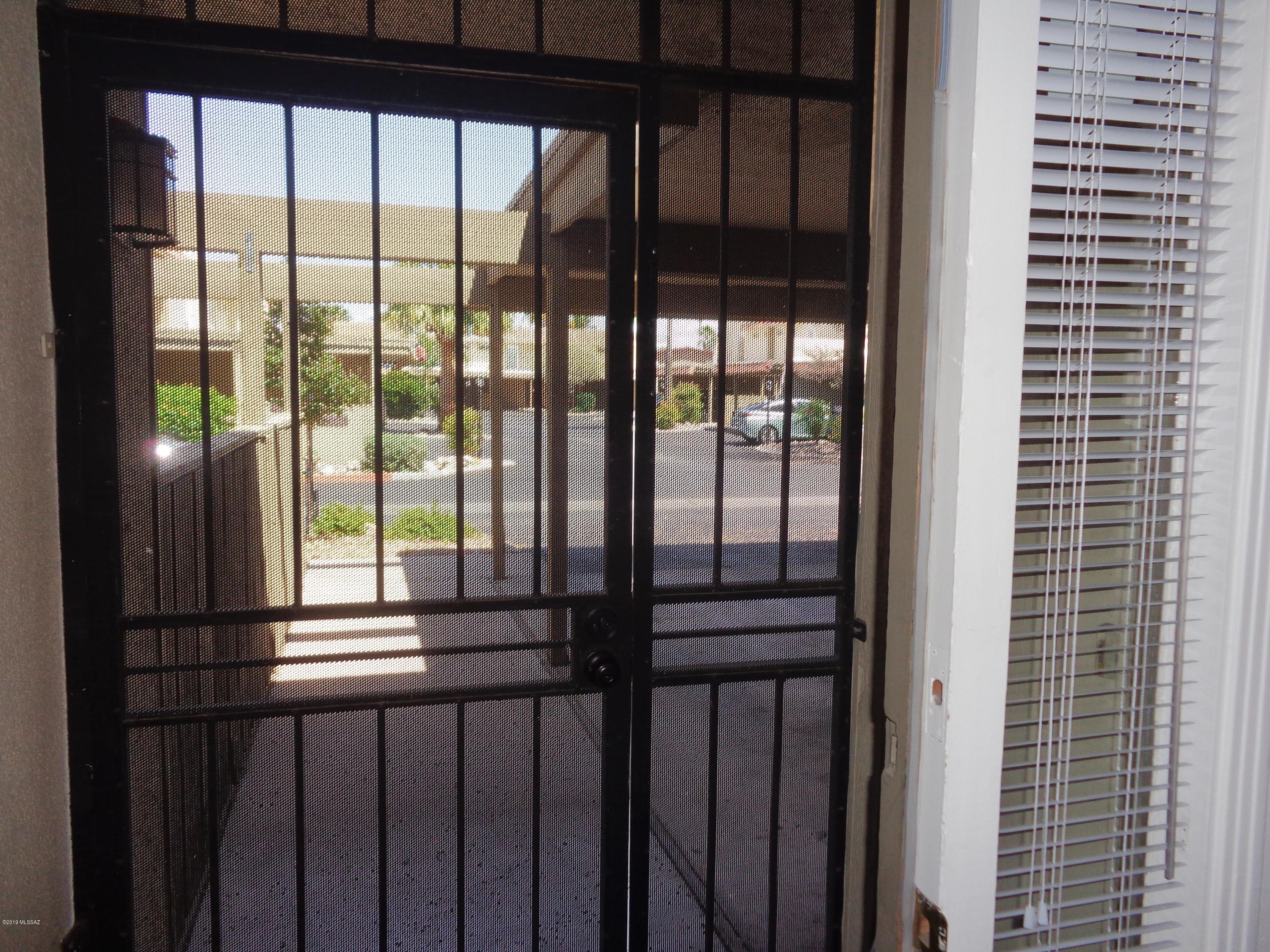Valle Cereza (1-59) - Residential
