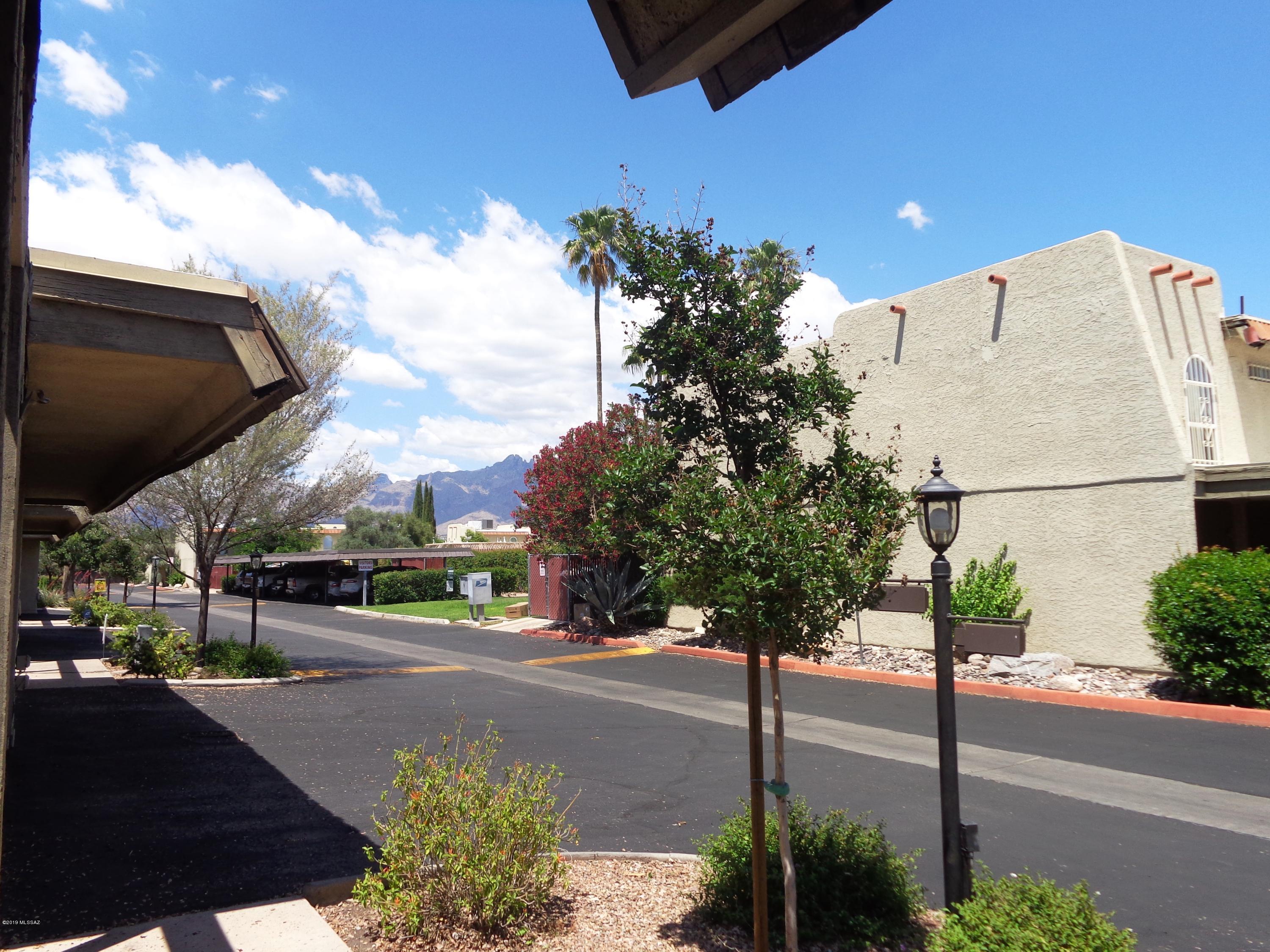 Valle Cereza (1-59) - Residential