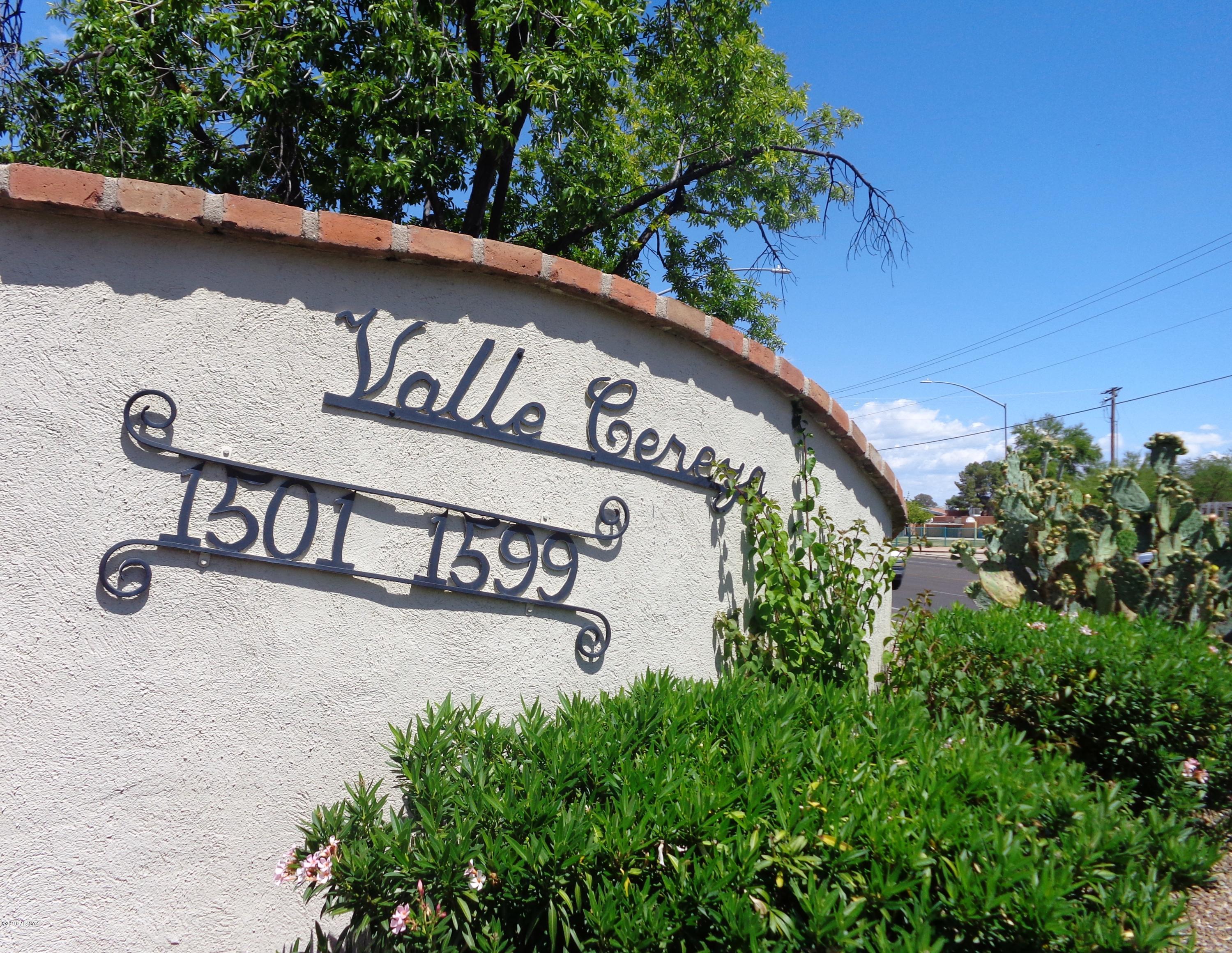 Valle Cereza (1-59) - Residential