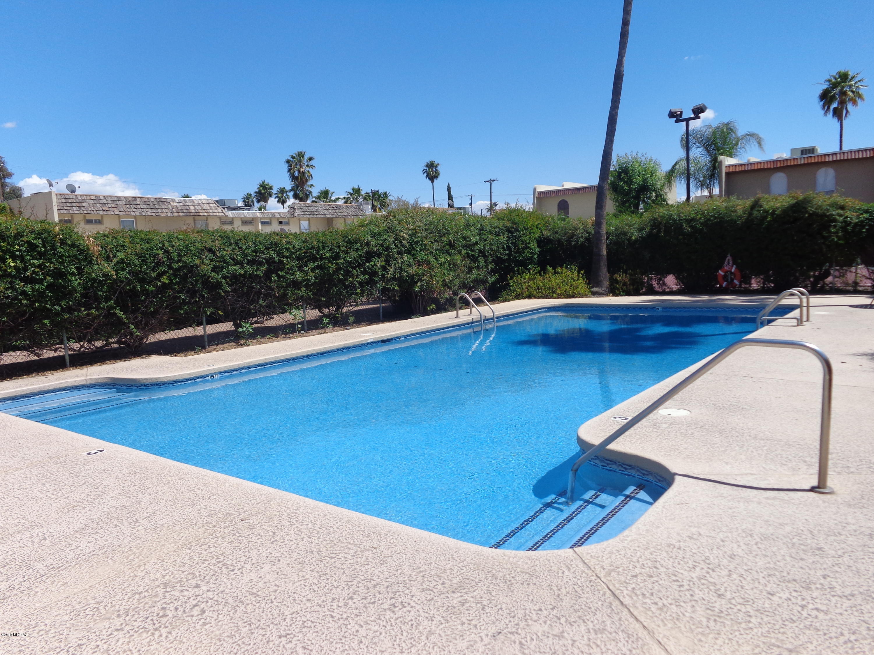 Valle Cereza (1-59) - Residential