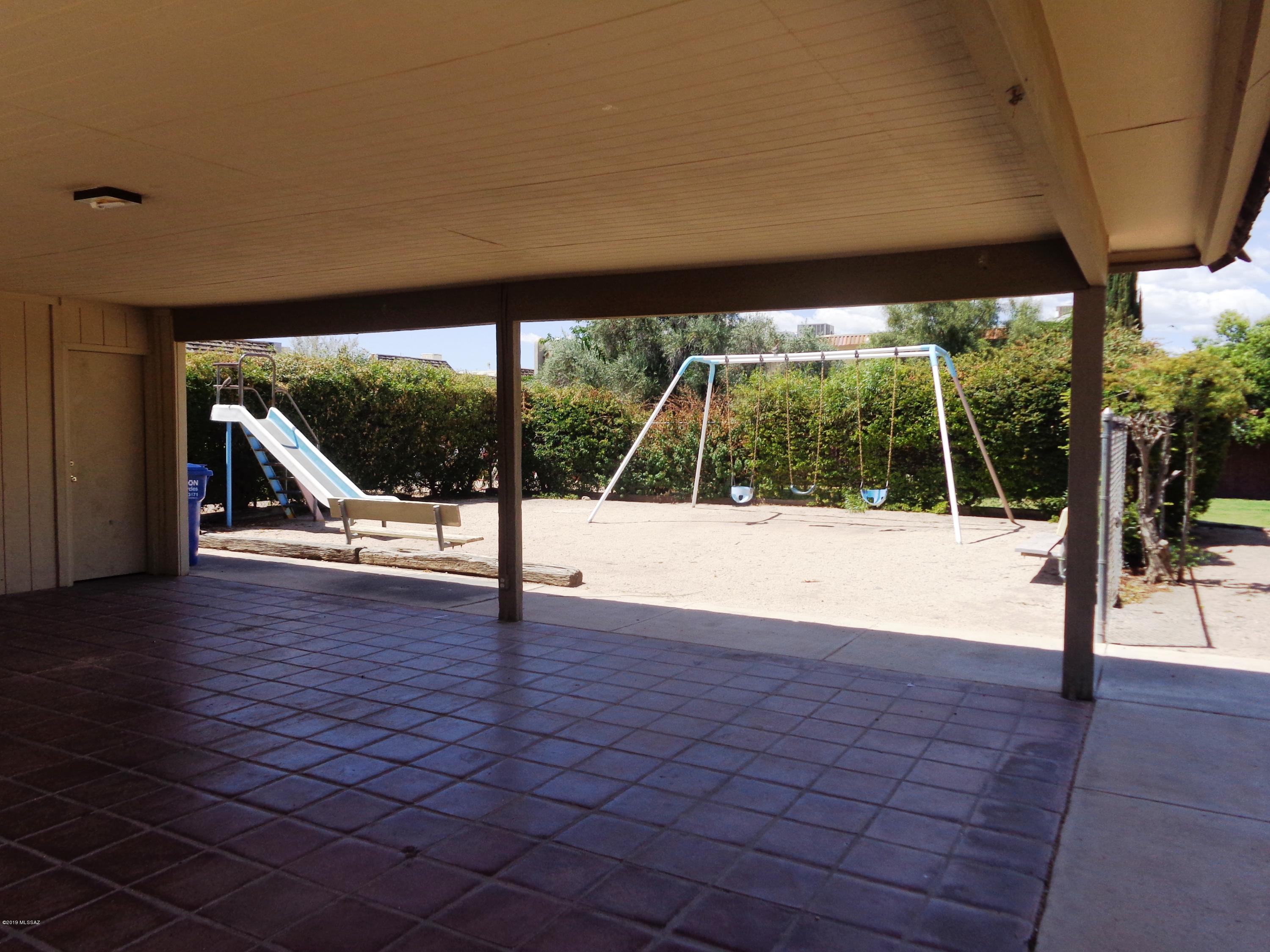 Valle Cereza (1-59) - Residential