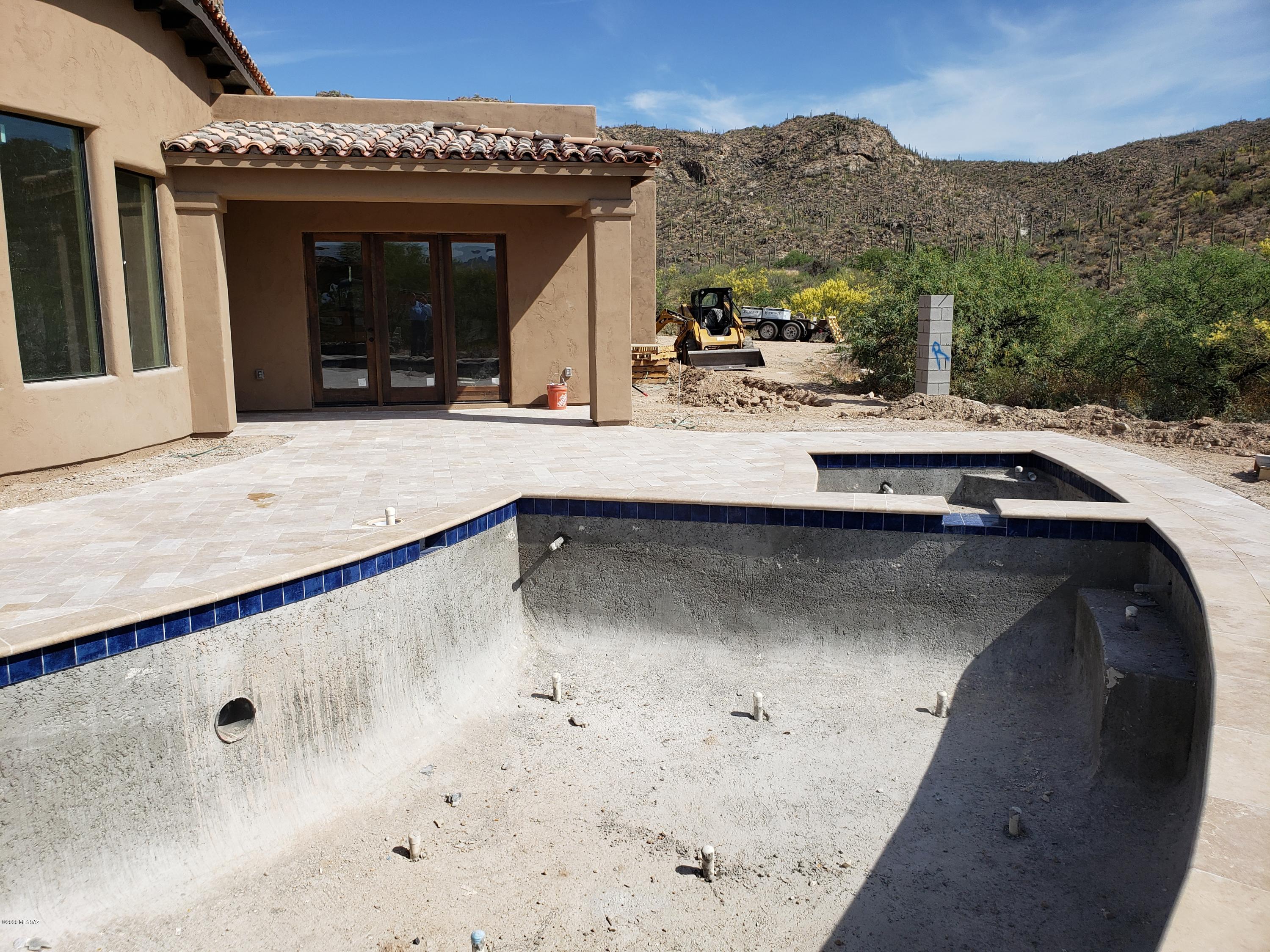 Stone Canyon III - Residential
