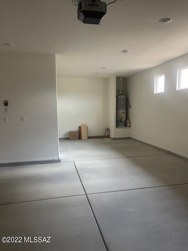 Saguaros Viejos East Phase 2 - Residential Lease