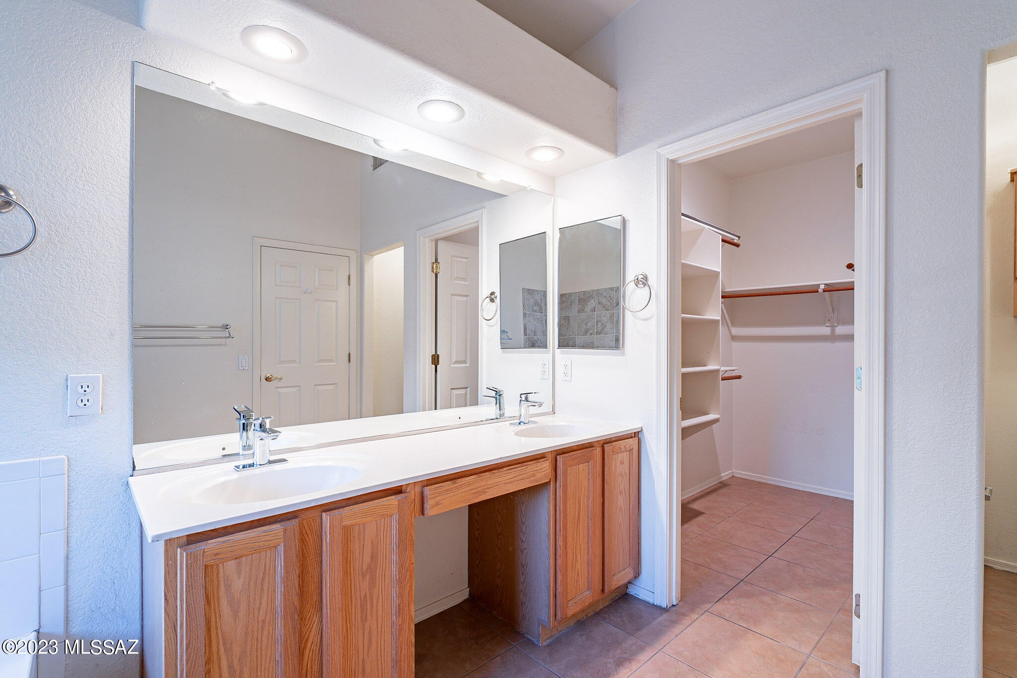 Sonoran Heights II (1-123) - Residential Lease