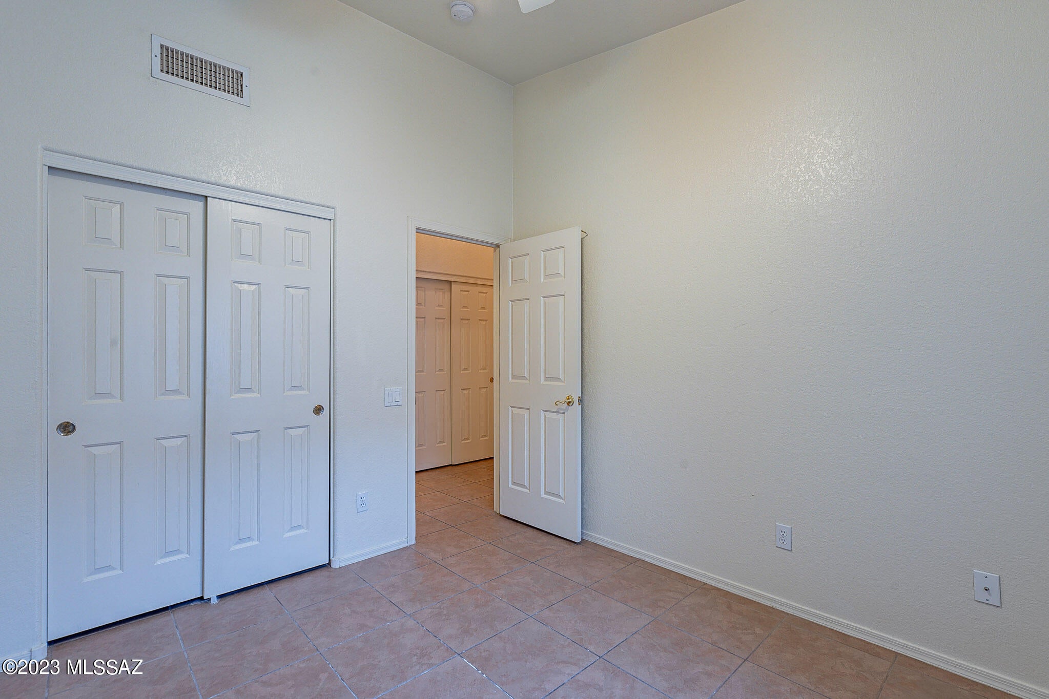 Sonoran Heights II (1-123) - Residential Lease