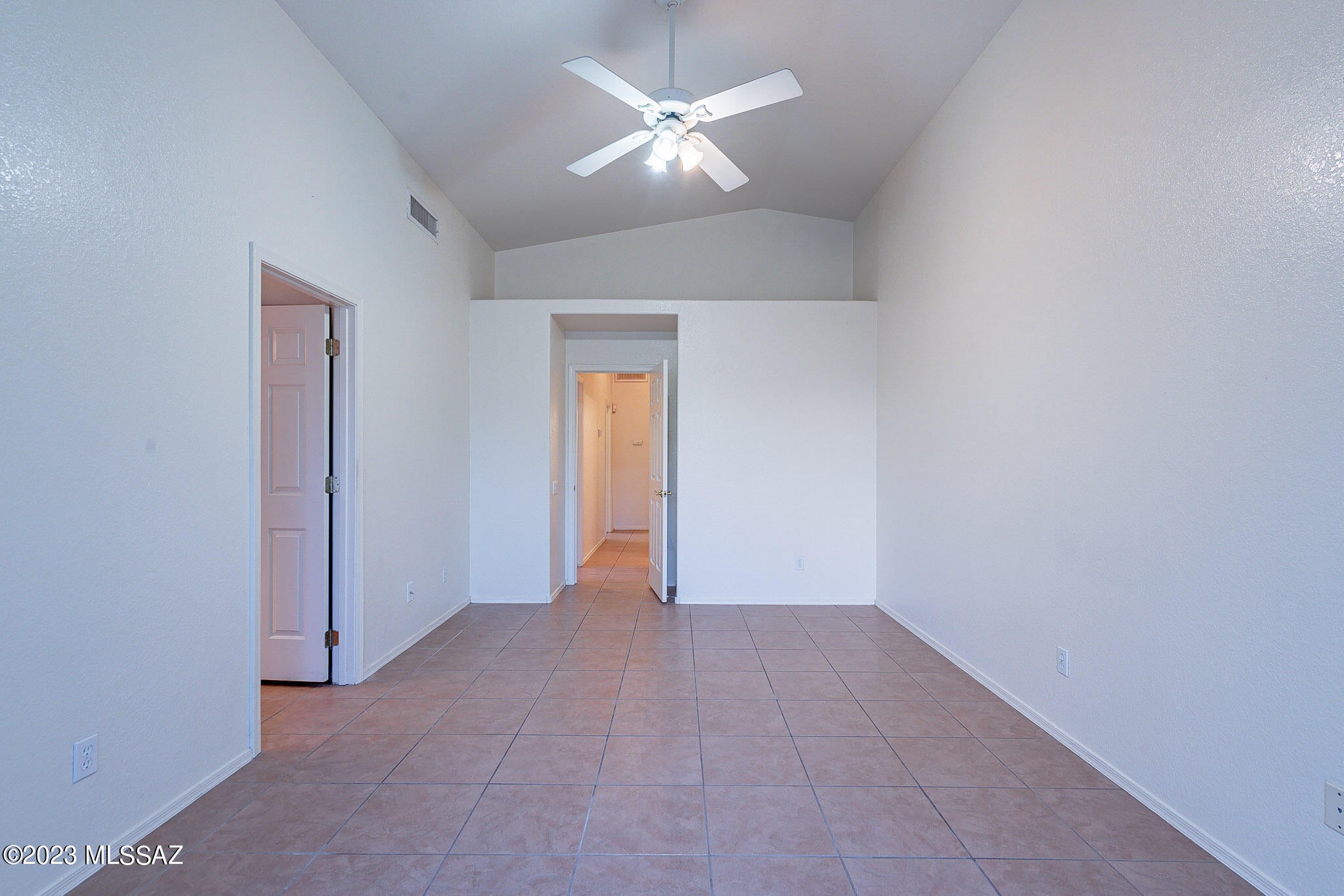 Sonoran Heights II (1-123) - Residential Lease