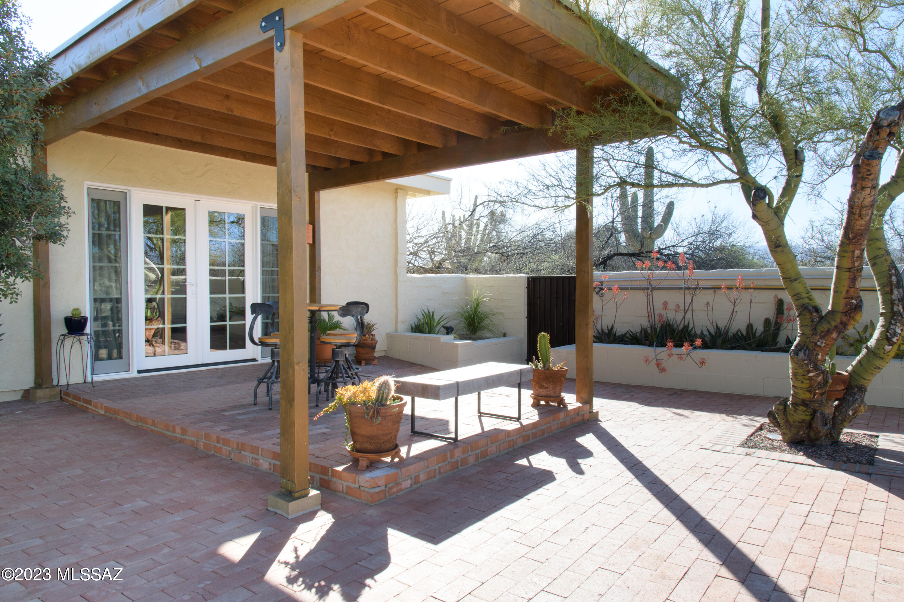 Sabino Town And Country Estates (1-77) - Residential