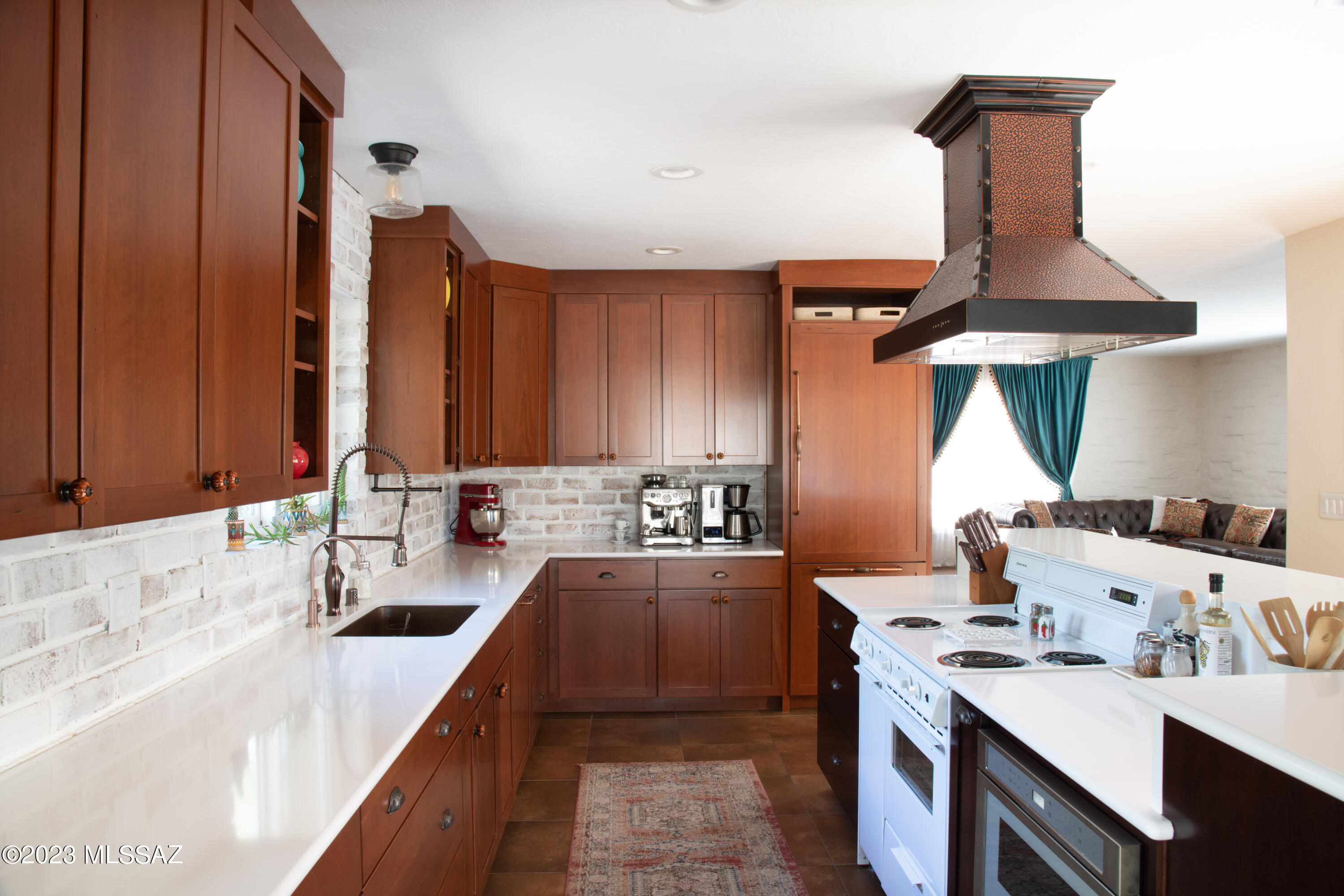 Sabino Town And Country Estates (1-77) - Residential