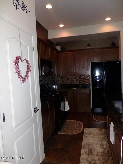 Rancho Del Lago (1-100) - Residential Lease