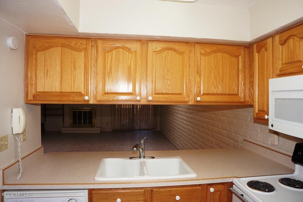 Pantano Park (1-77,78,79) - Residential Lease