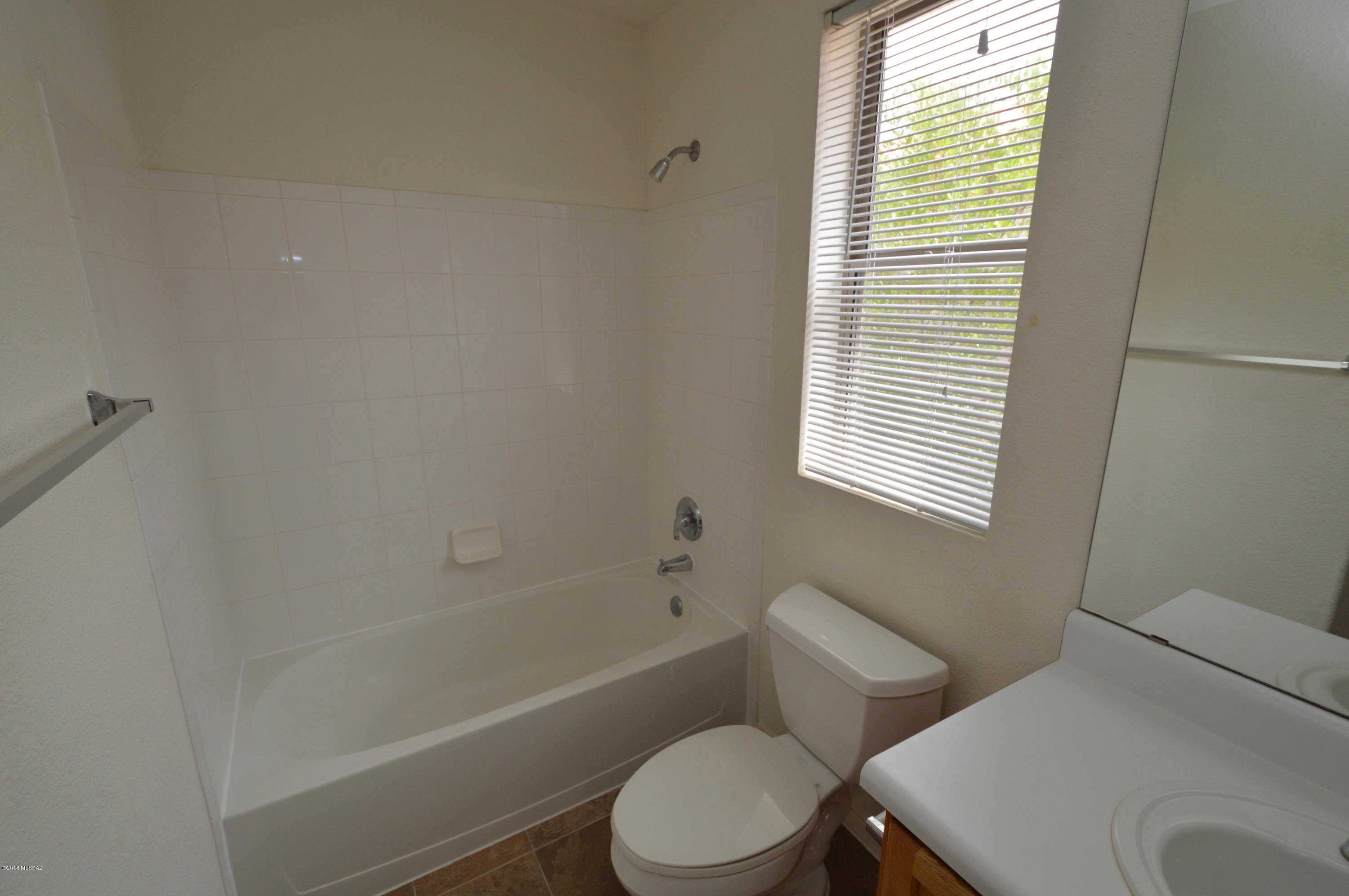 Arroyo Ridge (1 - 184) - Residential Lease