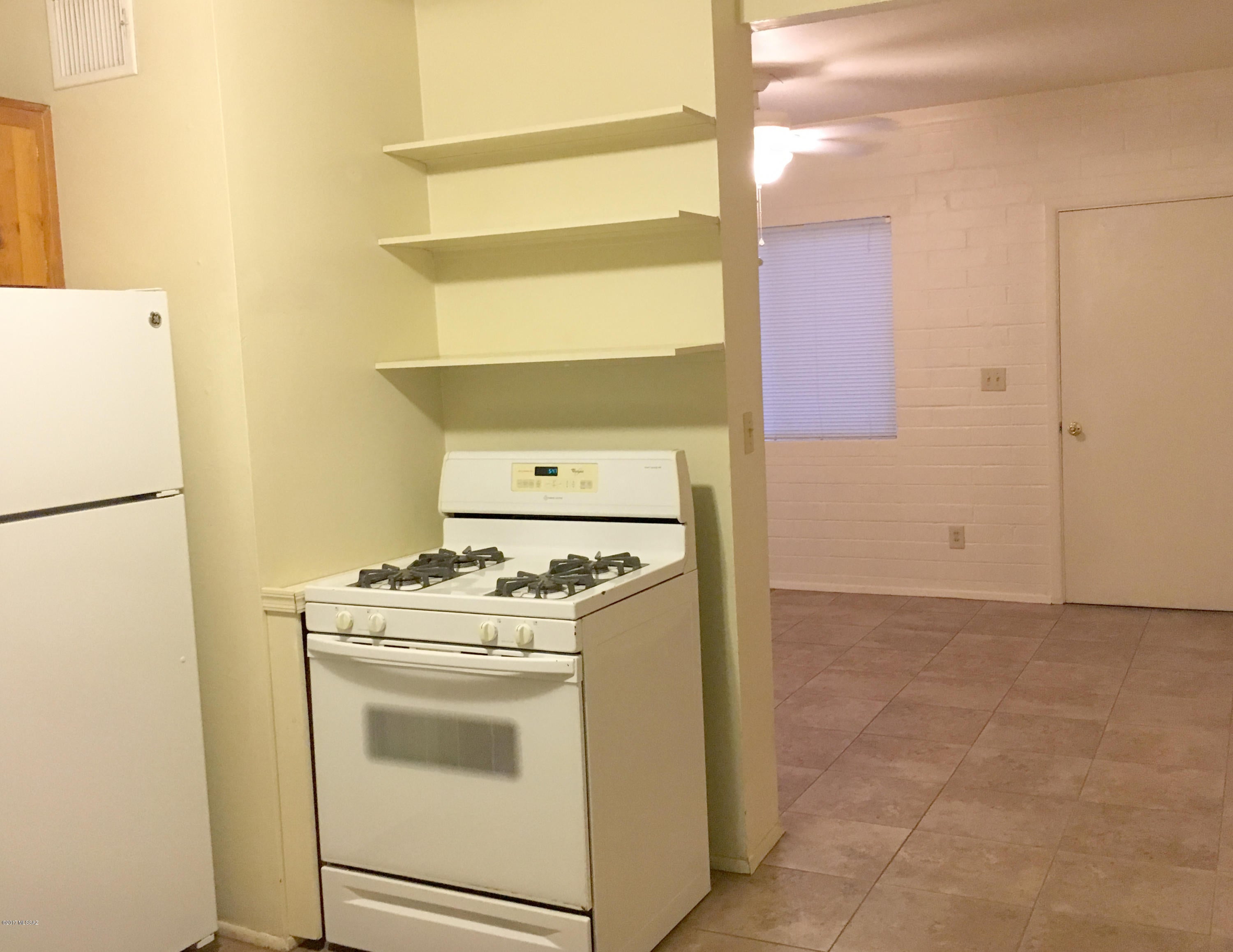 Catalina Farms - Residential Lease