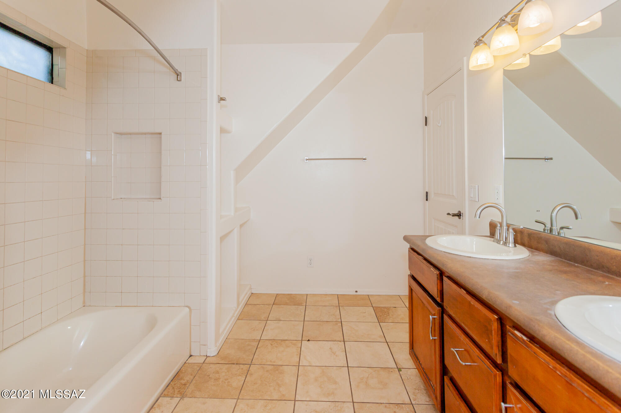 Coronado Heights - Residential Income
