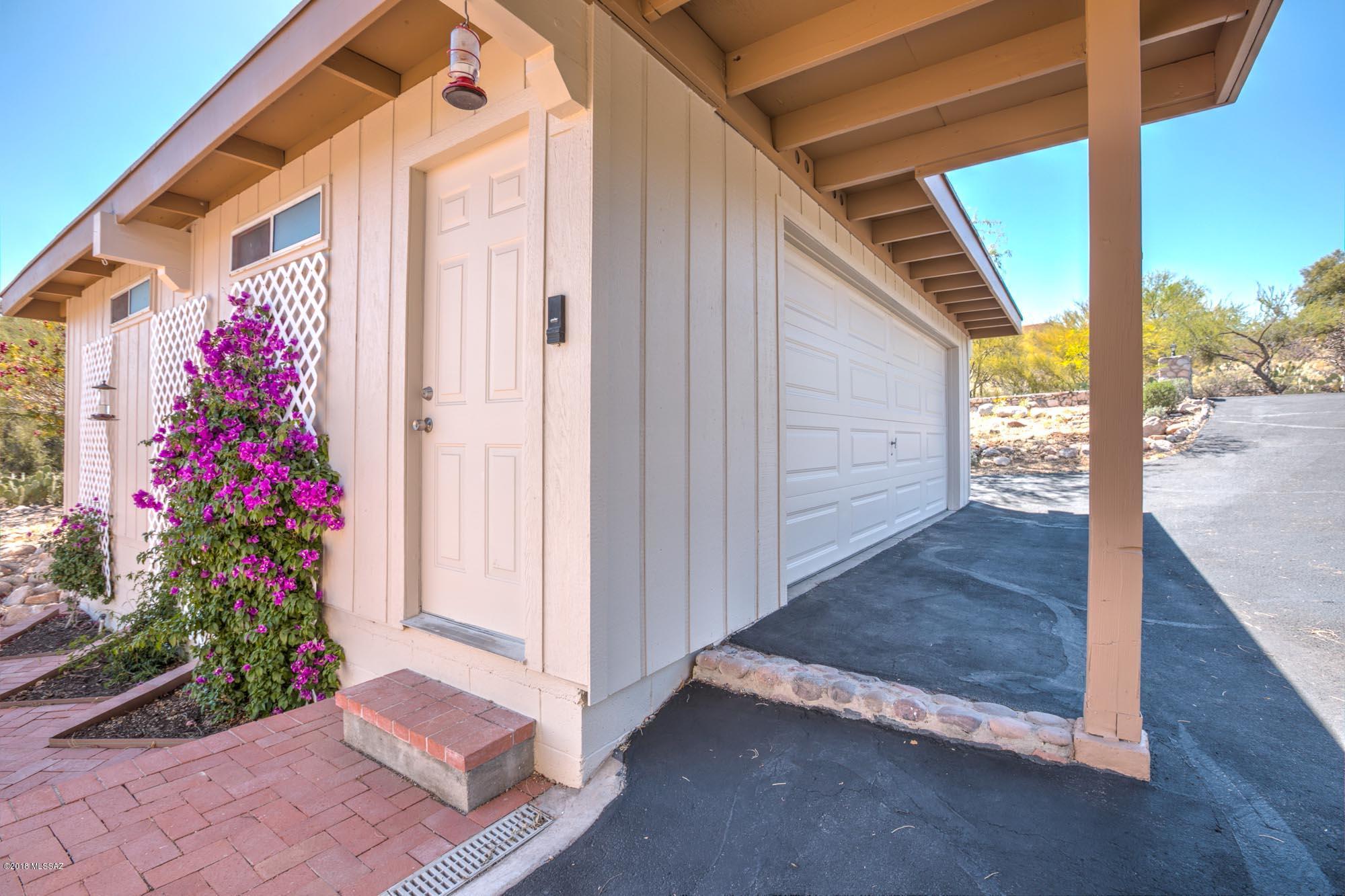 Skyline Bel Air Estates (299-333 & 347-357) - Residential