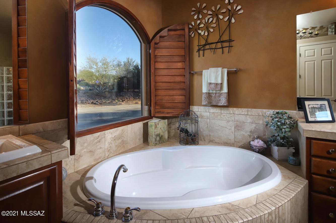Dos Lagos at Dove Mountain (1-91) - Residential