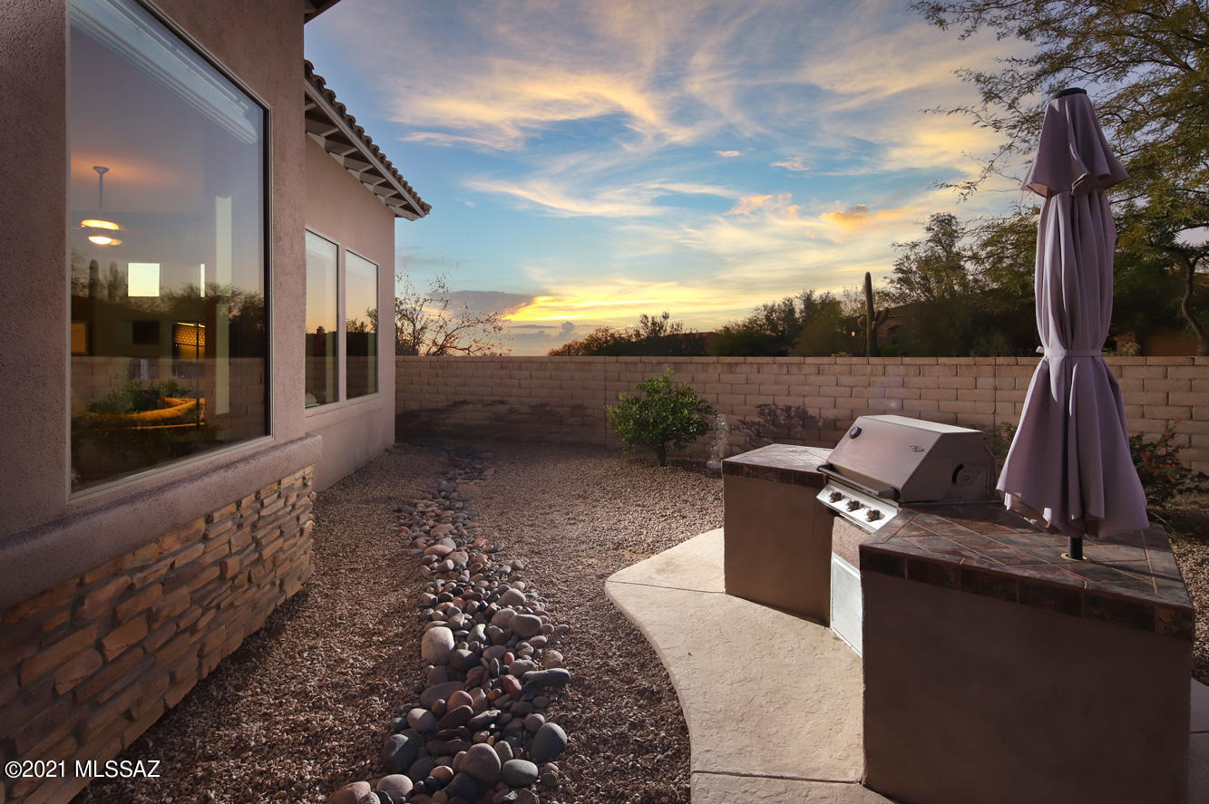 Dos Lagos at Dove Mountain (1-91) - Residential