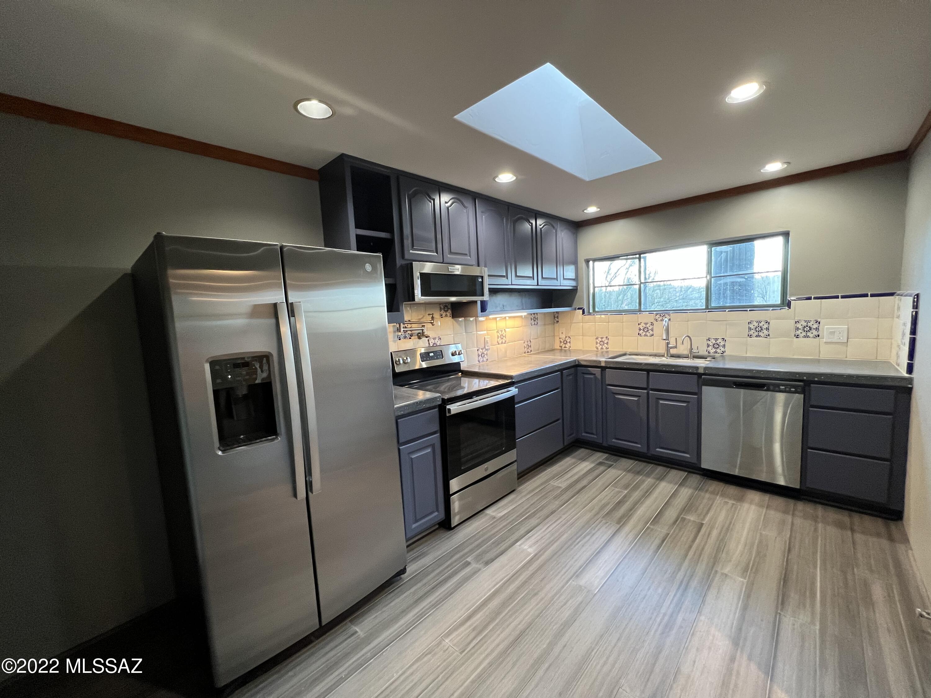 Unsubdivided - Residential