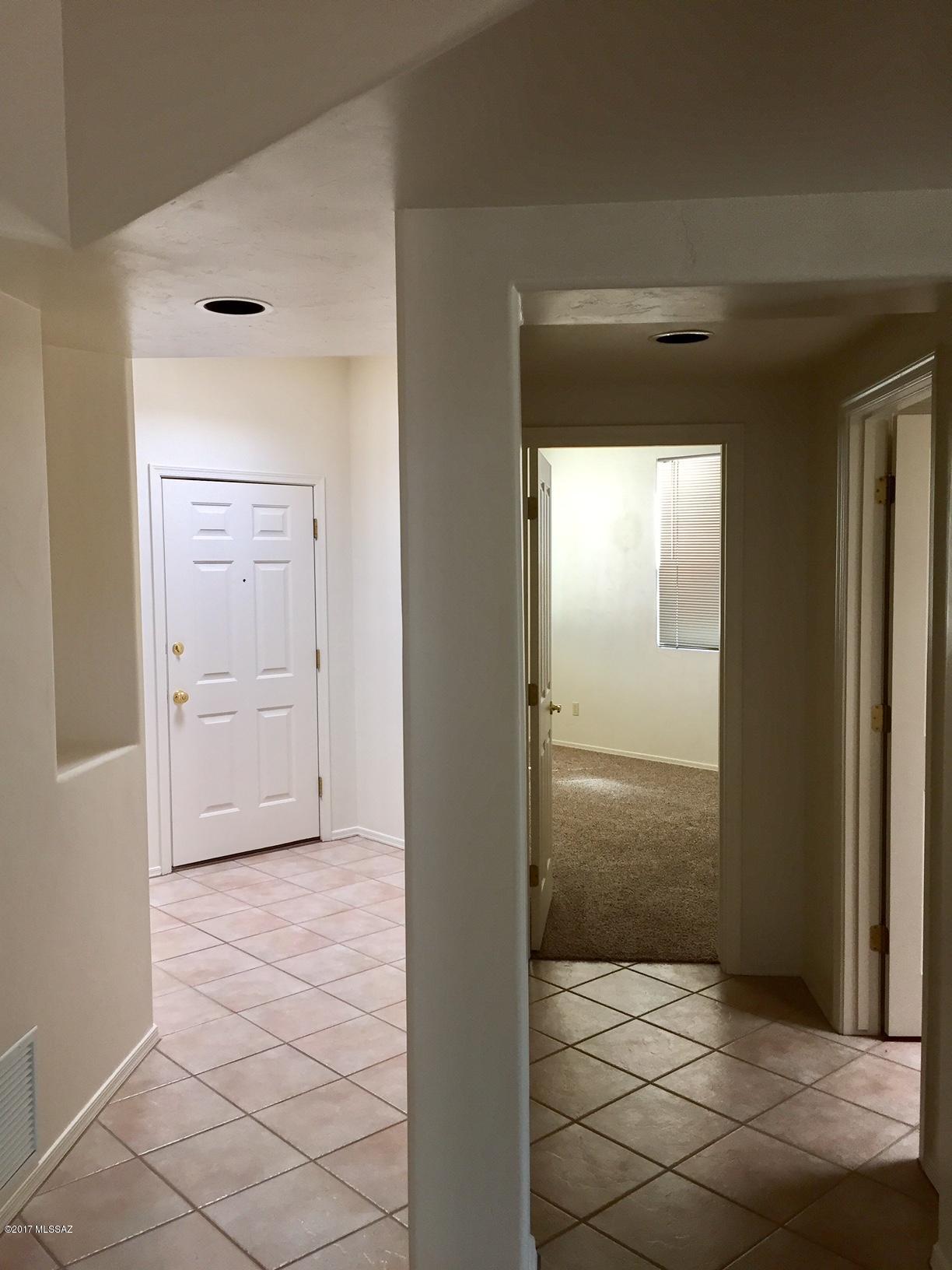Peppersauce Townhomes(1-21) - Residential Lease