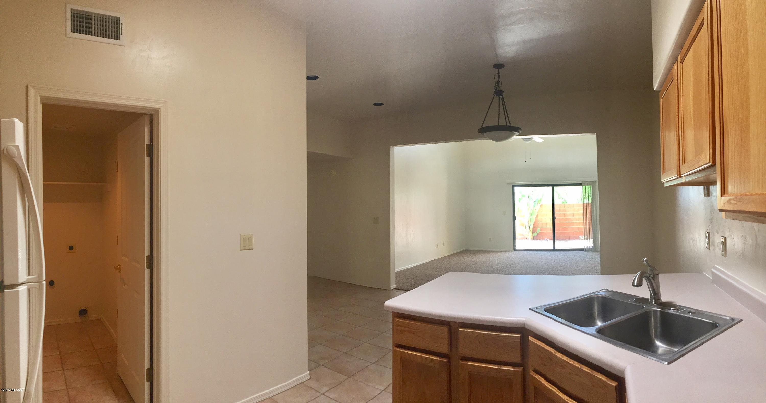 Peppersauce Townhomes(1-21) - Residential Lease