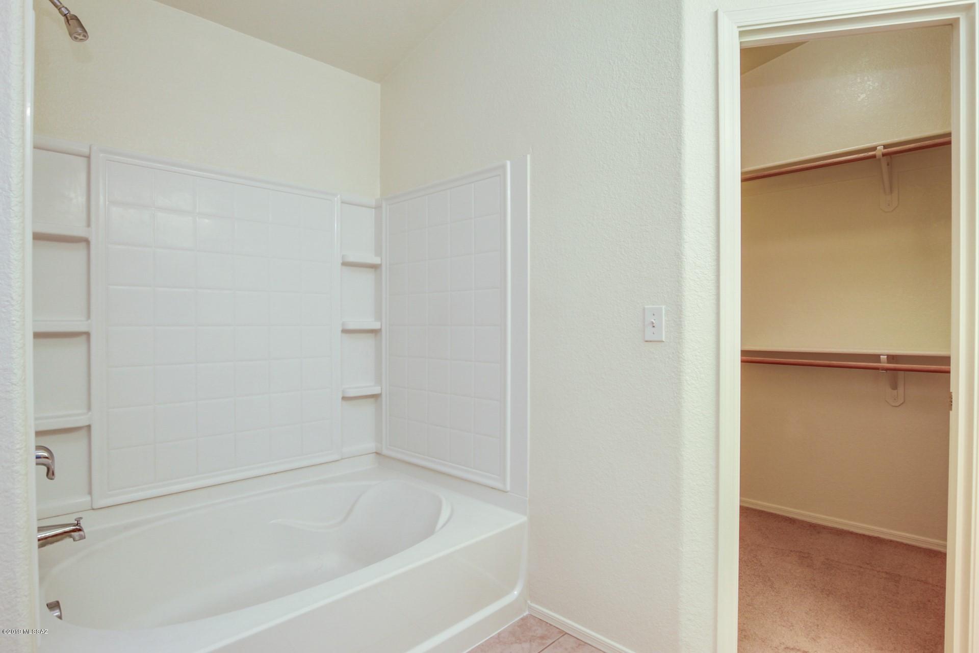 Rillito At La Cholla (1-133) - Residential