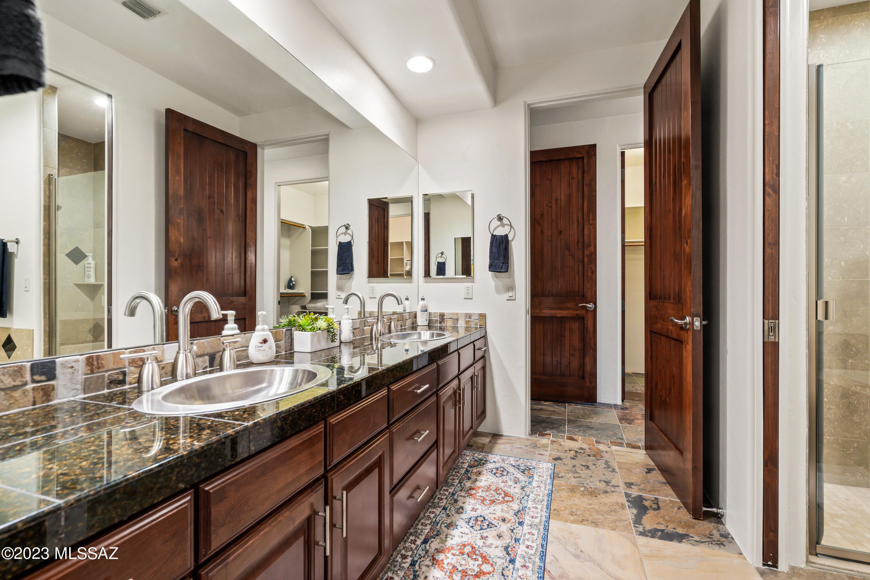 Coyote Creek (1-395) - Residential