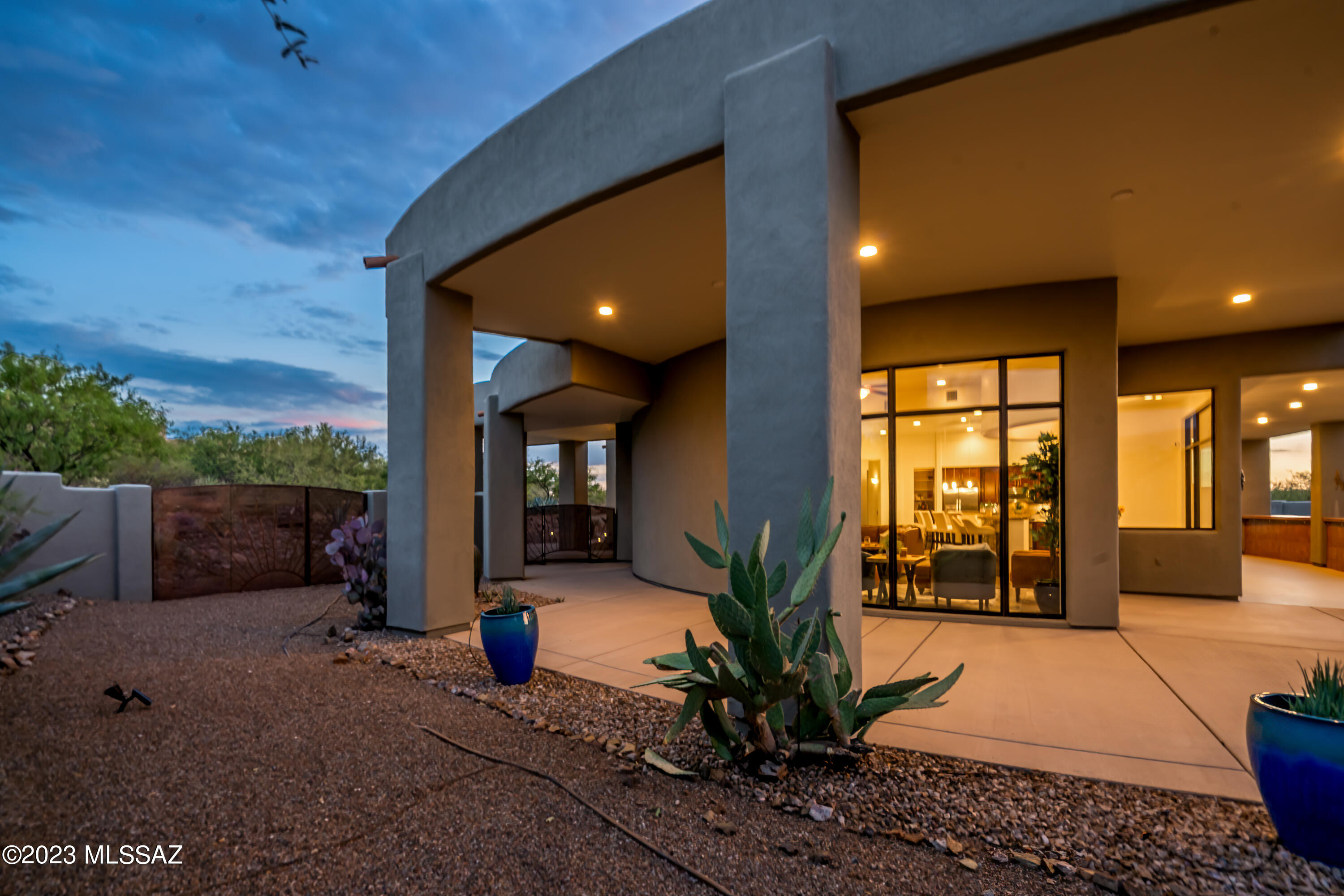 Coyote Creek (1-395) - Residential