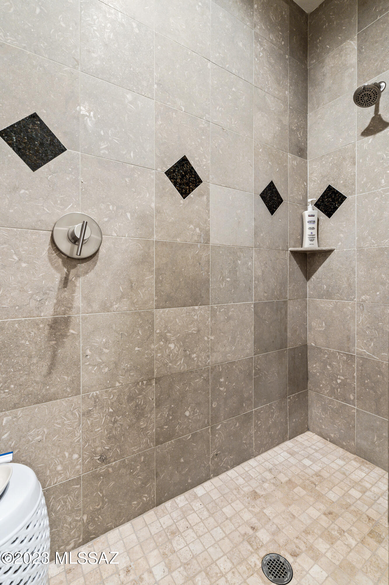 Coyote Creek (1-395) - Residential