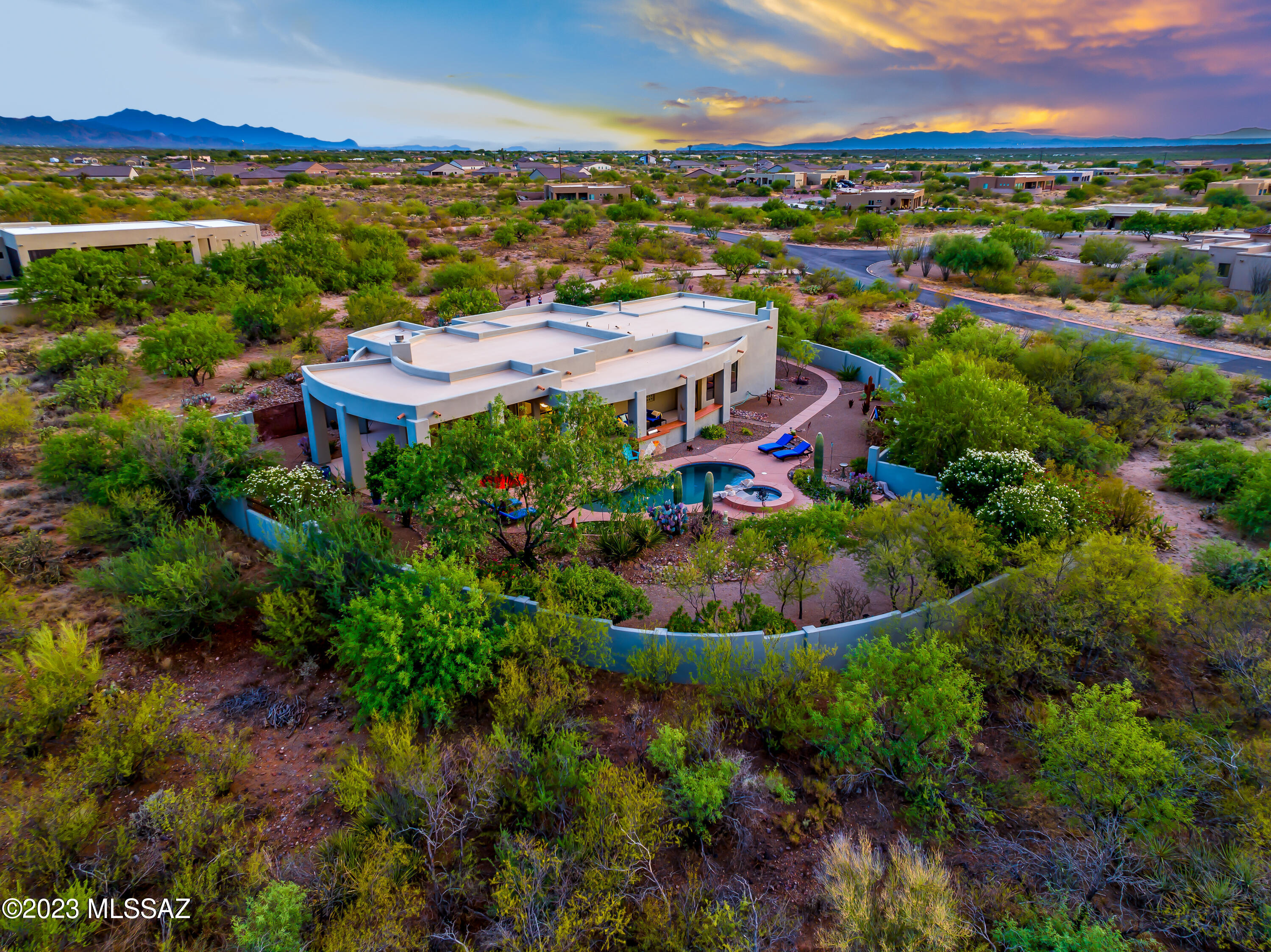 Coyote Creek (1-395) - Residential