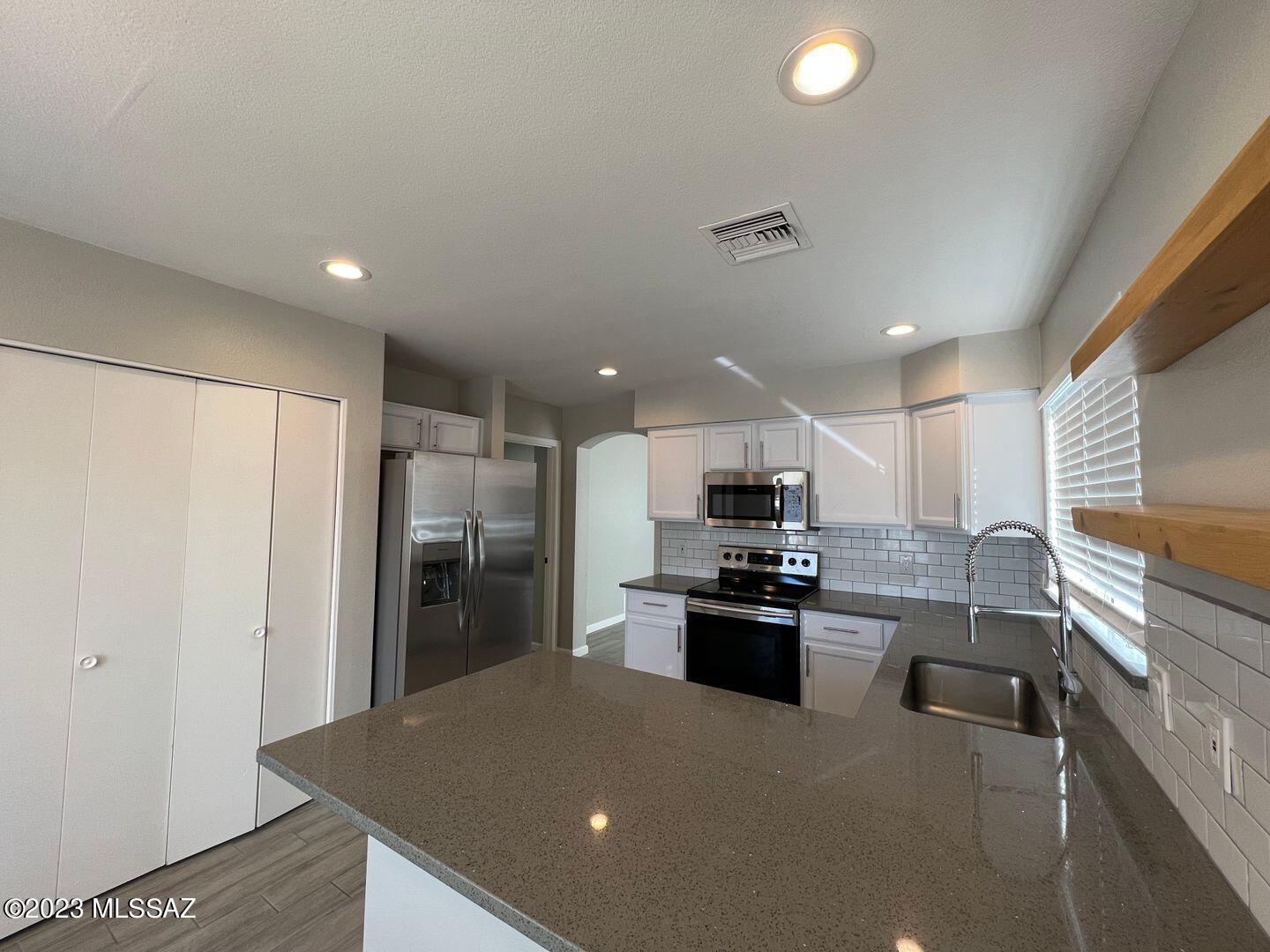 Silver Pass PH. IV (470-529) - Residential Lease
