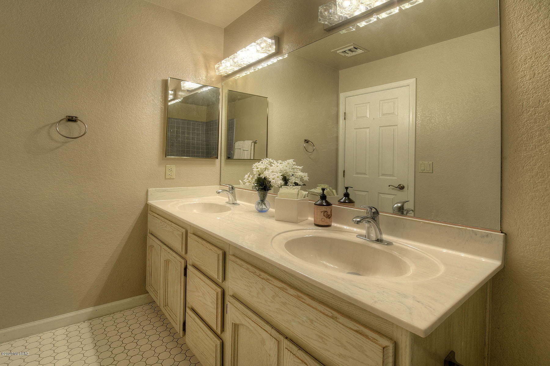 Enclave Amd (The) - Residential
