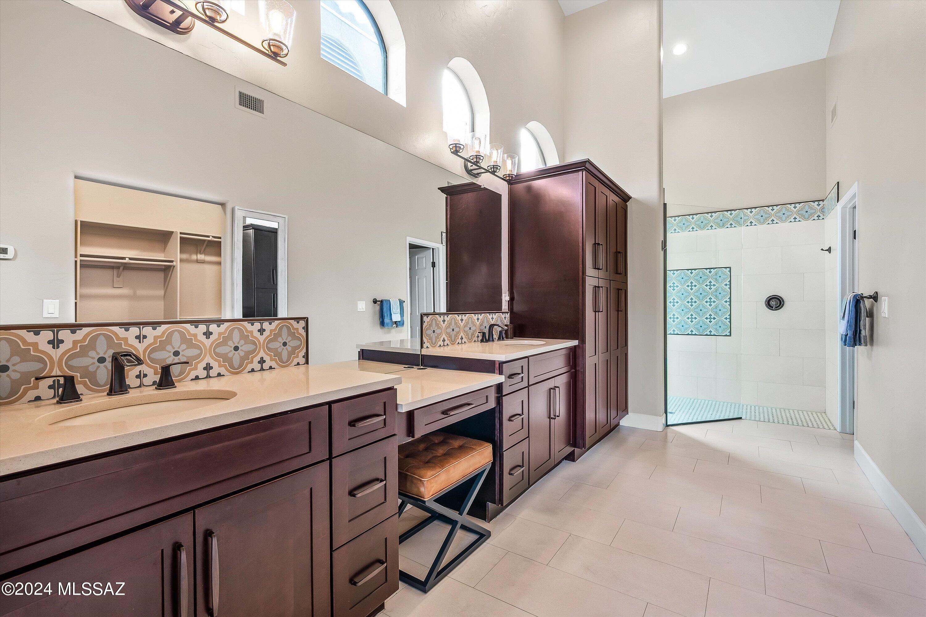 Ventana Canyon Golf Villas - Residential