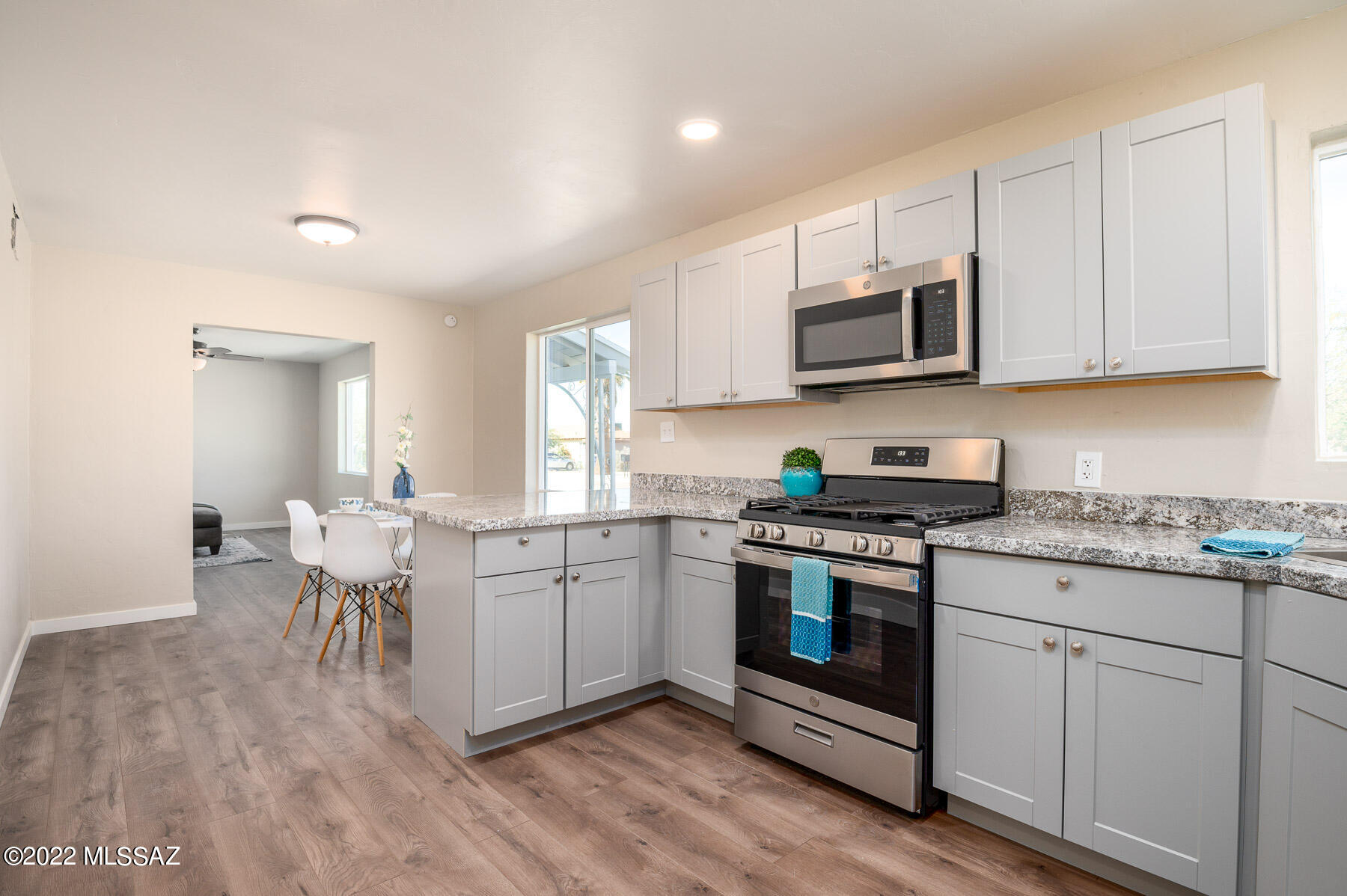 Del Monte Village - Residential