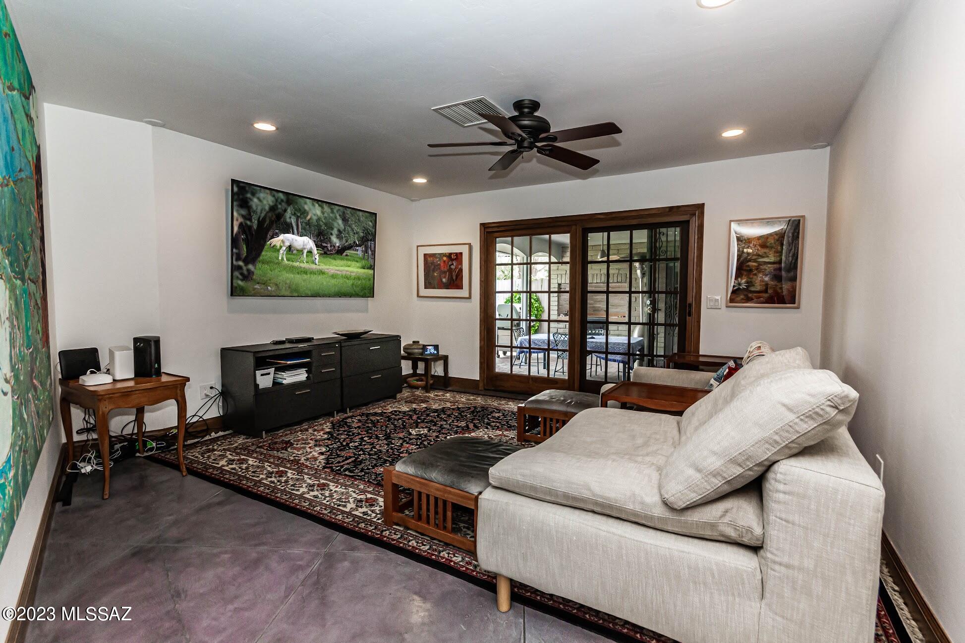 Country Club Estates NO. 1 - Residential