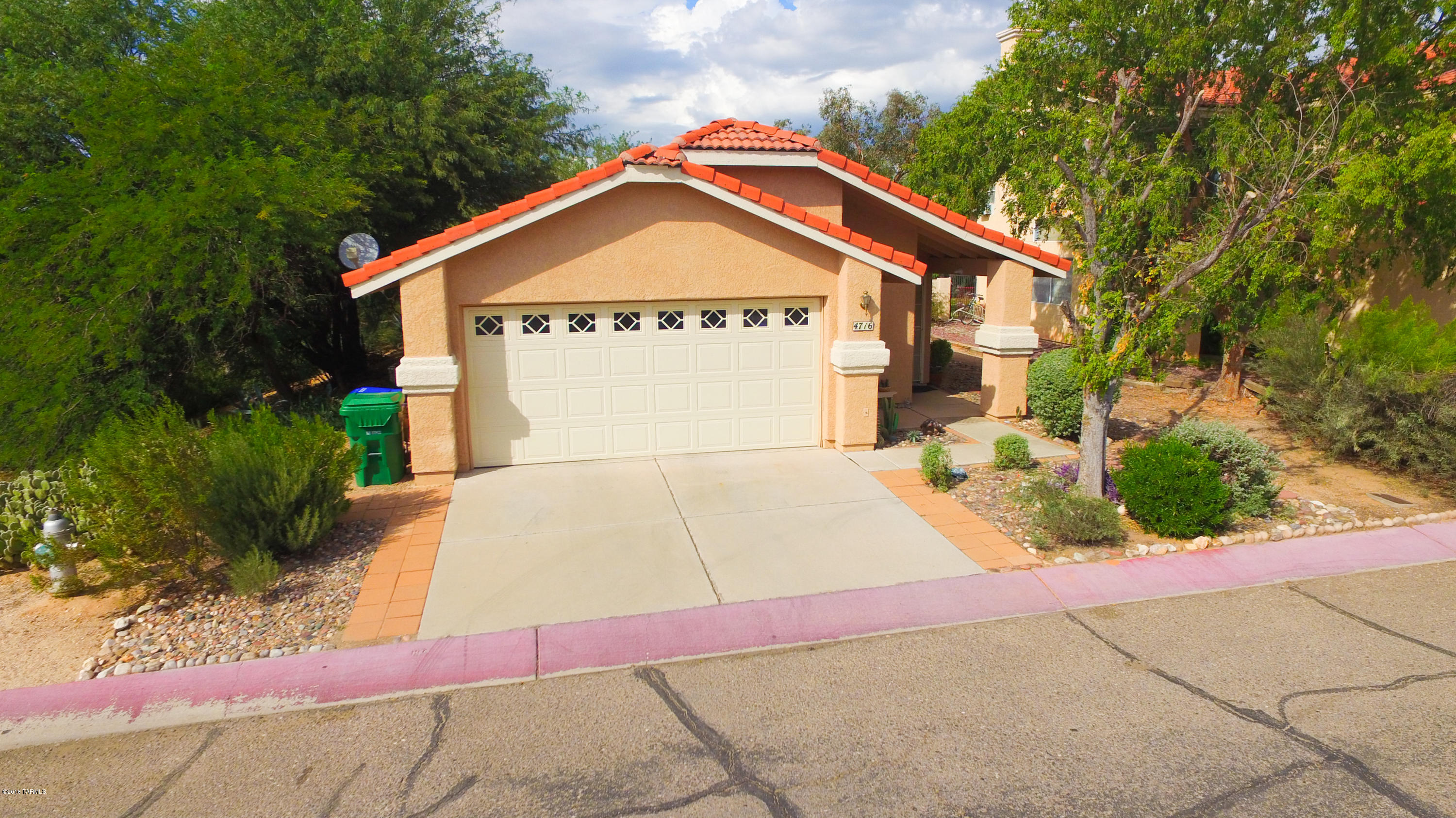 Country Highlands (1-180) - Residential