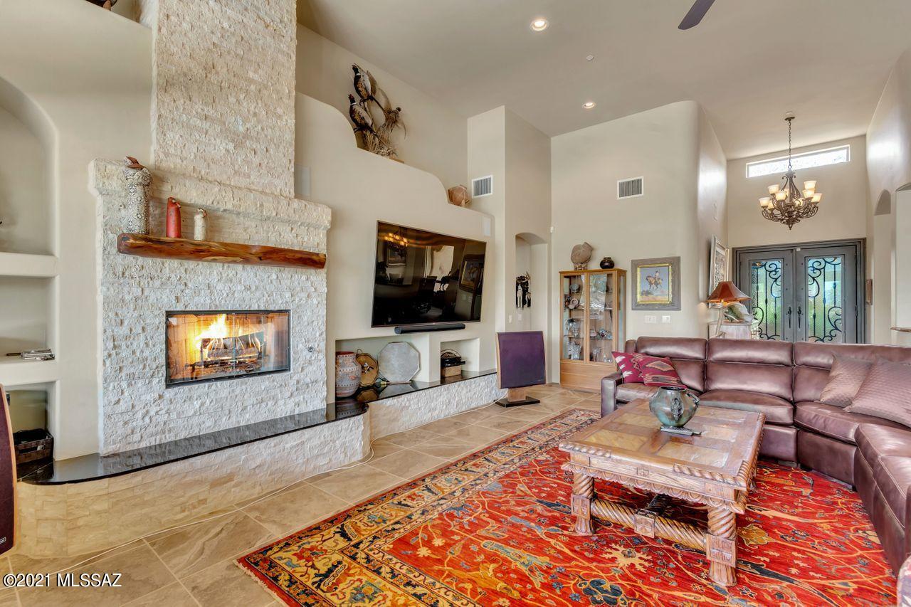 Dos Lagos at Dove Mountain (1-91) - Residential