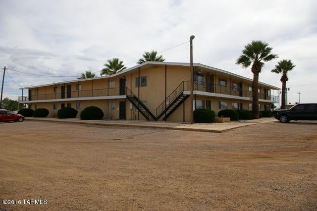 ***Seller is in the process of raising the rents $50.00 per month on each of the 14 apt units. Property also includes 16 Storage Units that are currently full and renting at 65.00 per month each.***
 Owner is currently making approx 1800.00 per year off of coin operated laundry. This listing includes two parcels: 114-14-066 & 114-14-067.