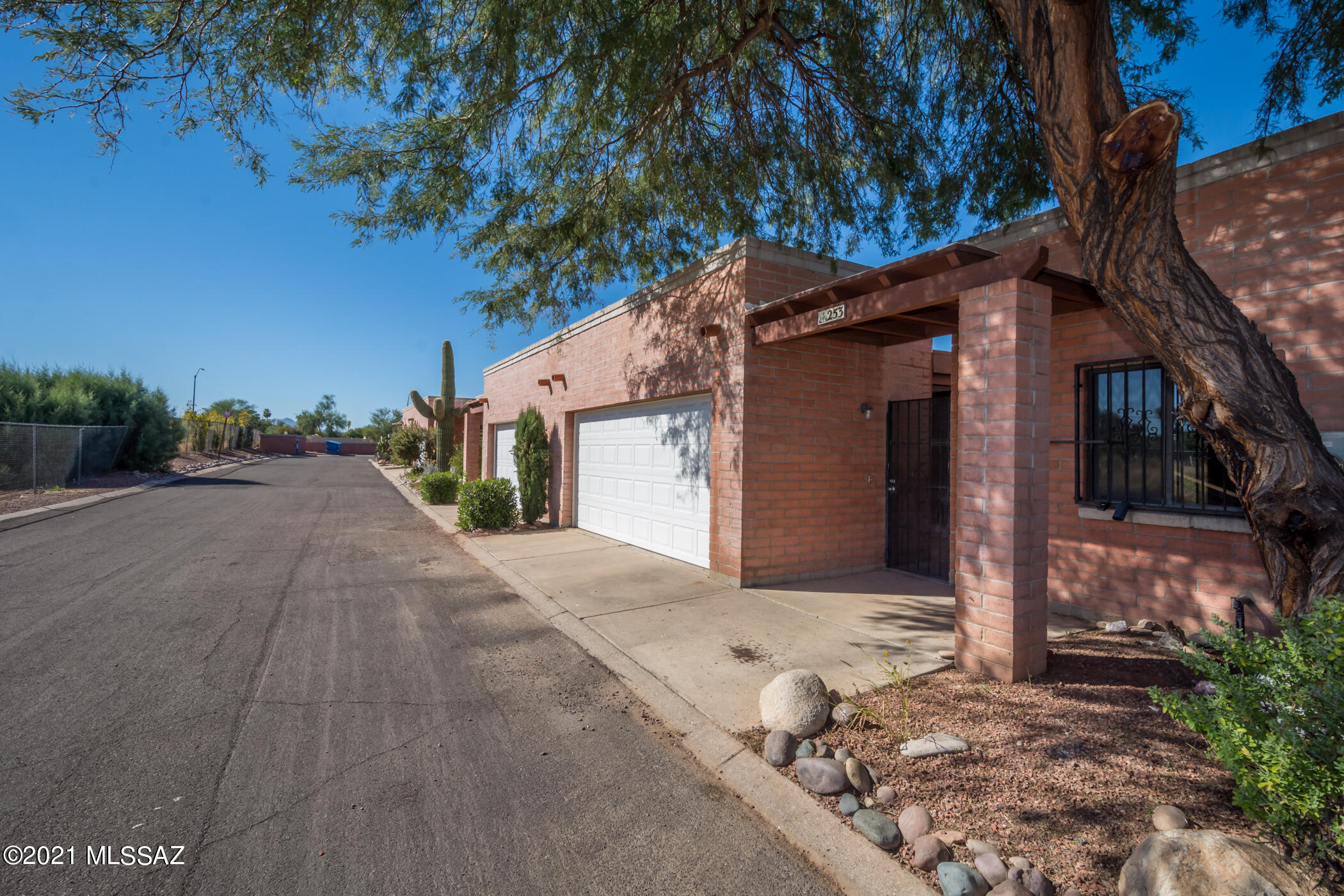 Ponderosa Estates Townhouses No 1 - Residential