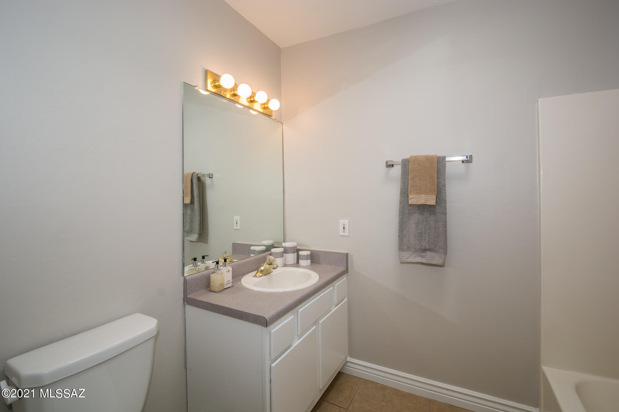 Ponderosa Estates Townhouses No 1 - Residential