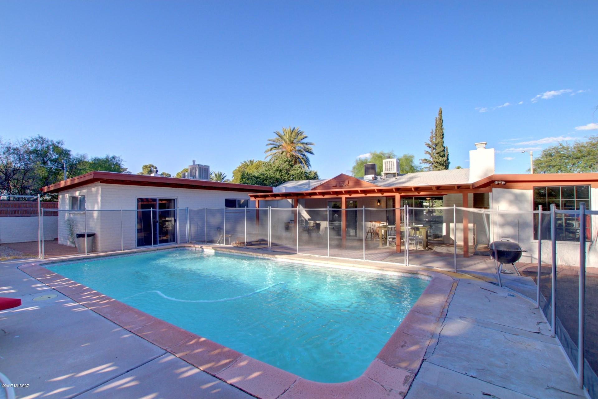 Broadmoor - Residential